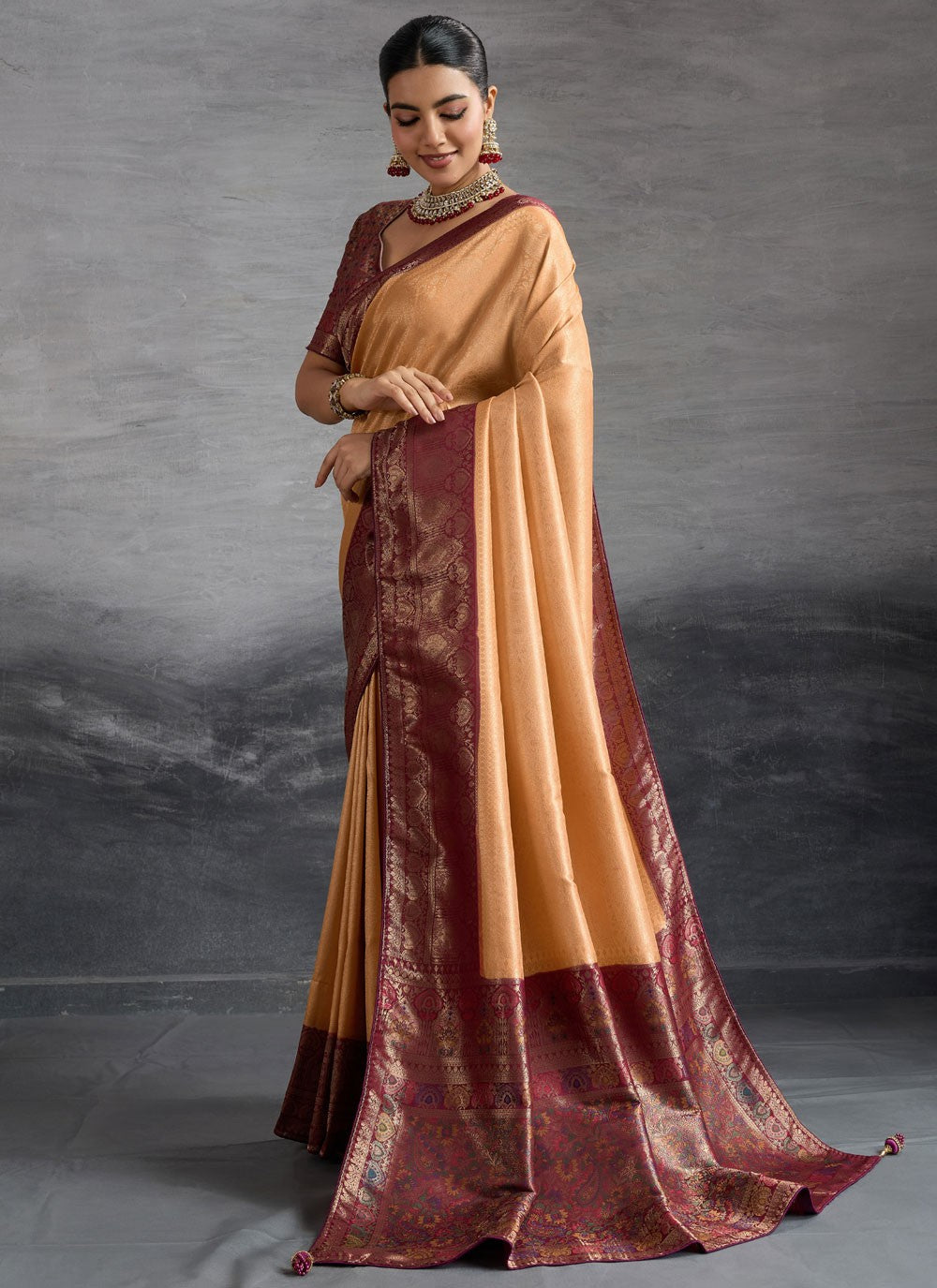 Peach Kanjivaram Silk Designer Saree Meenakari, Woven, Zari S19104