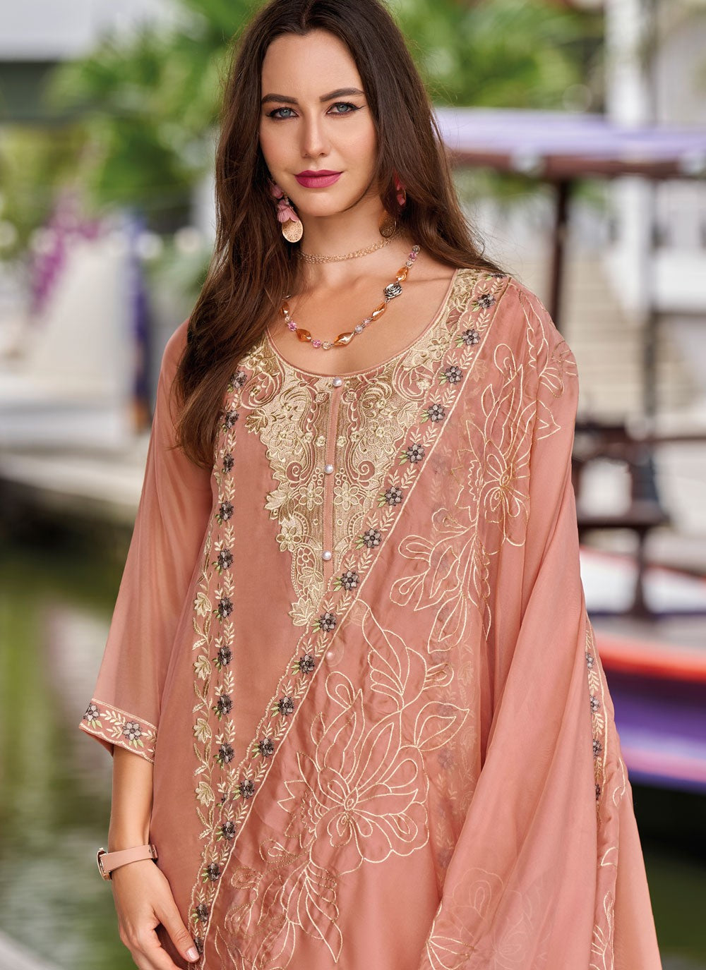 Salwar Suit Embroidered Peach Organza T5518