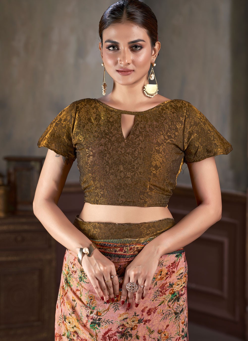 Classic Jacquard Work Silk Saree - S7402