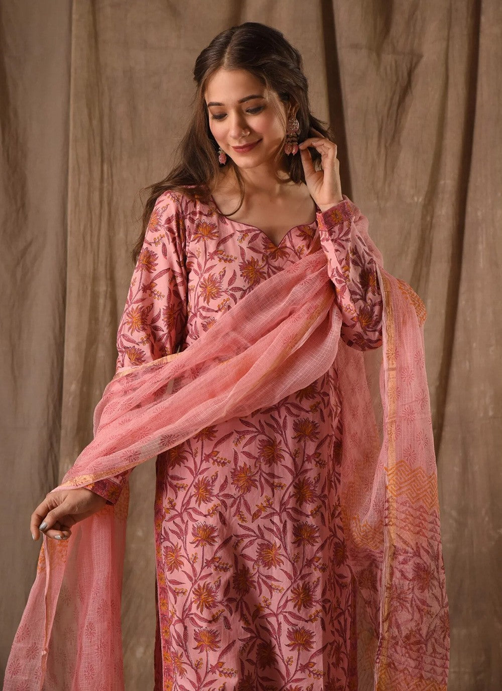 Archive Printed 316527 Peach T6751