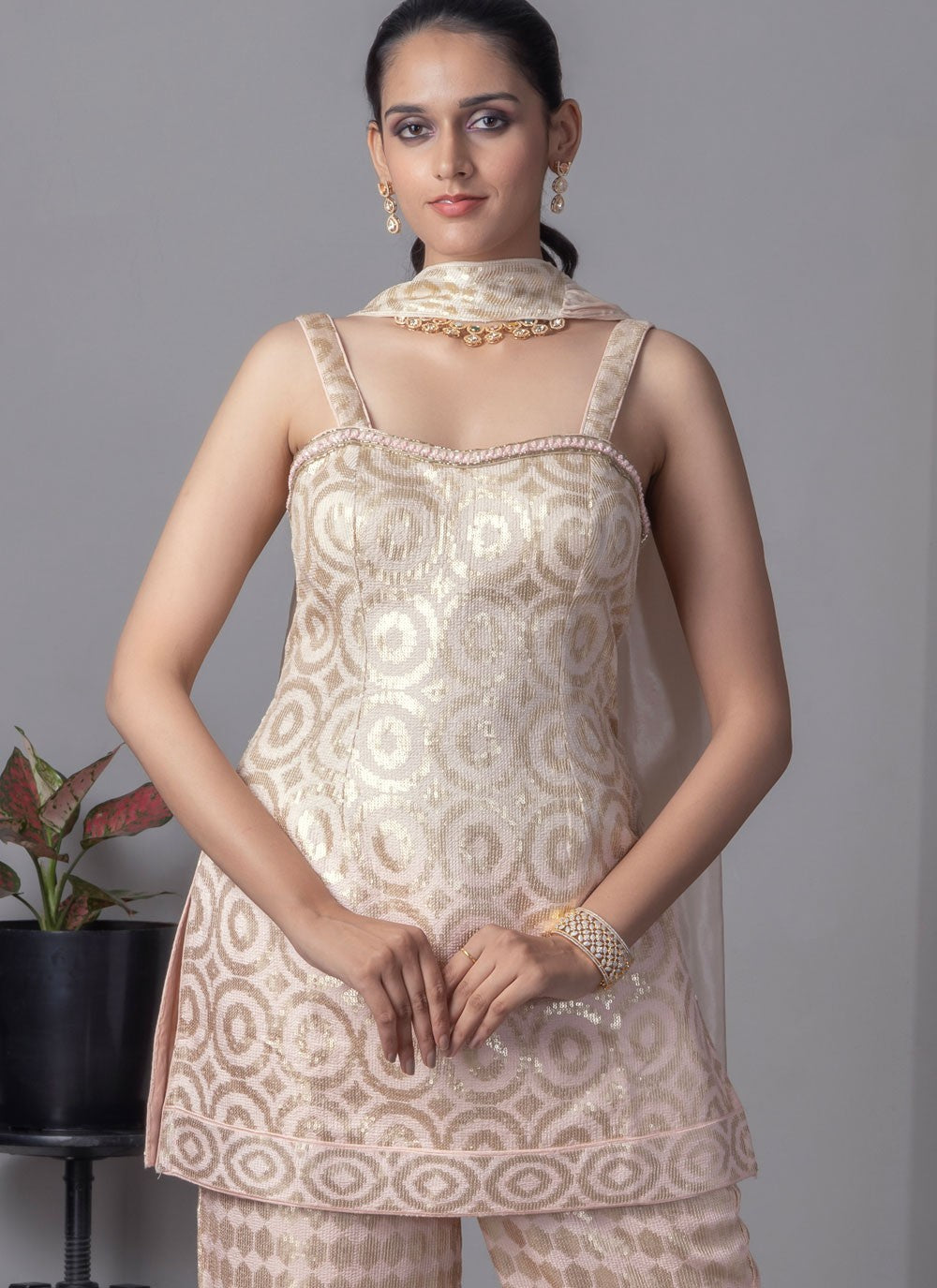 Archive Sequins, Thread 316700 Peach T6790