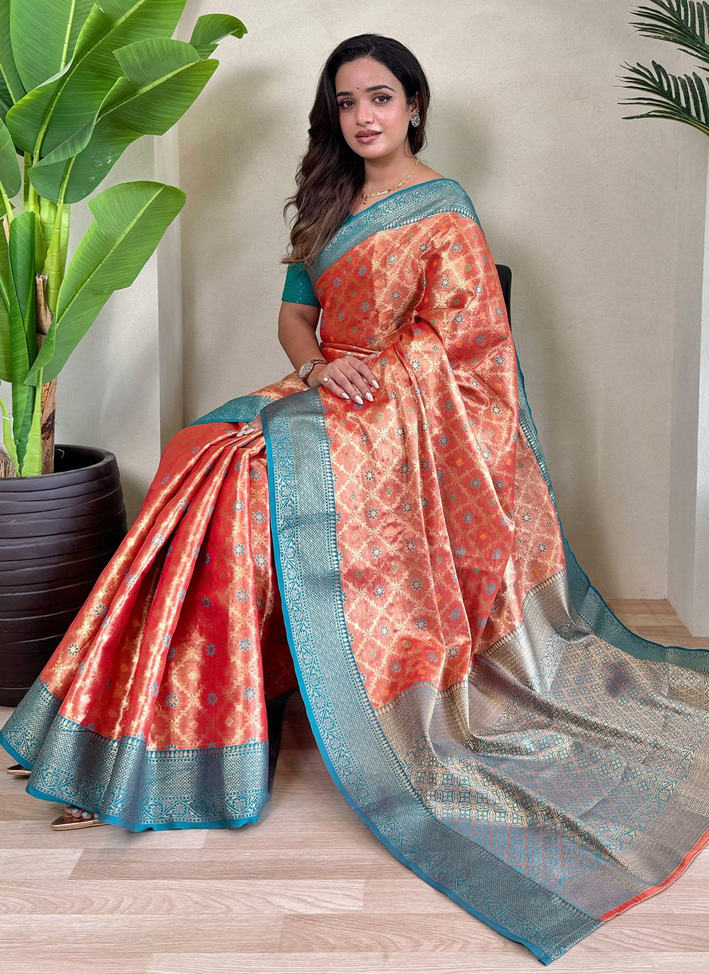 Weaving Zari Silk Peach Contemporary Saree S15246
