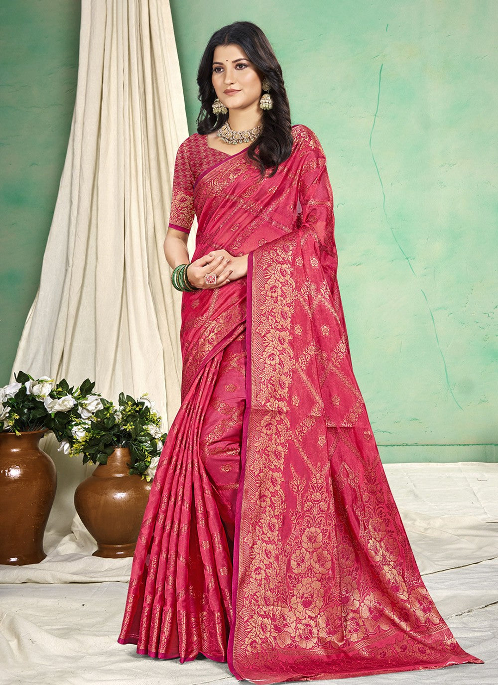 Trendy Saree Woven Pink Silk Saree S12712
