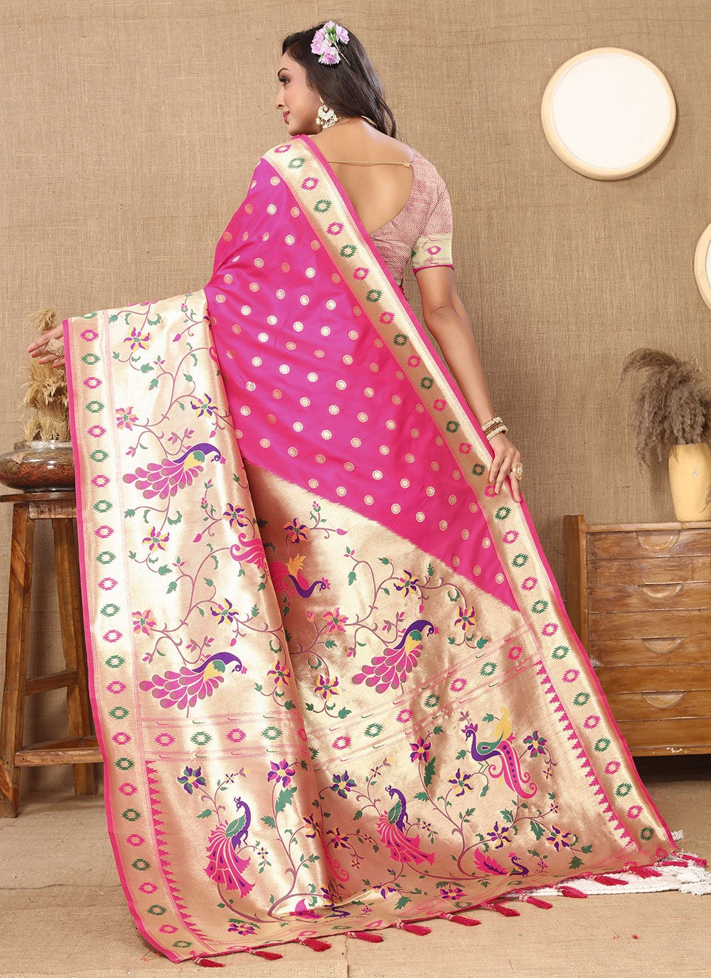 Classic Weaving Zari Silk Saree - S5622