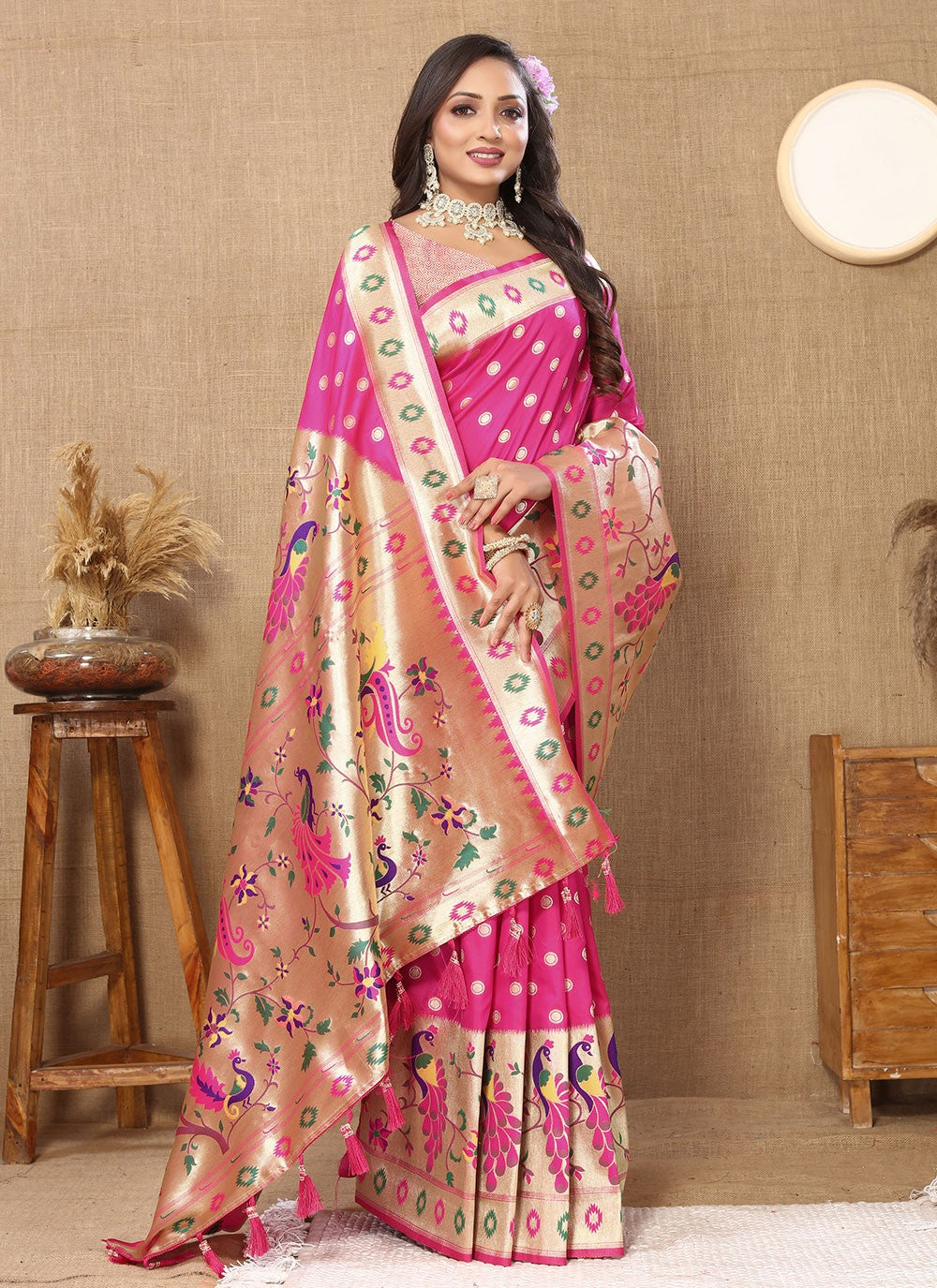 Classic Weaving Zari Silk Saree - S5622