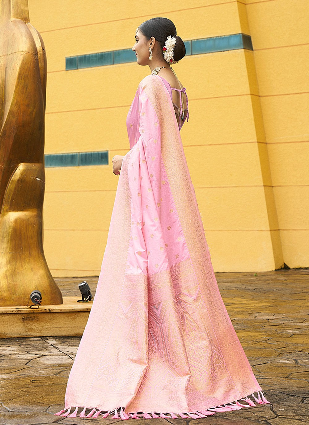 Classic Saree Jacquard Work Pink Naylon S12534