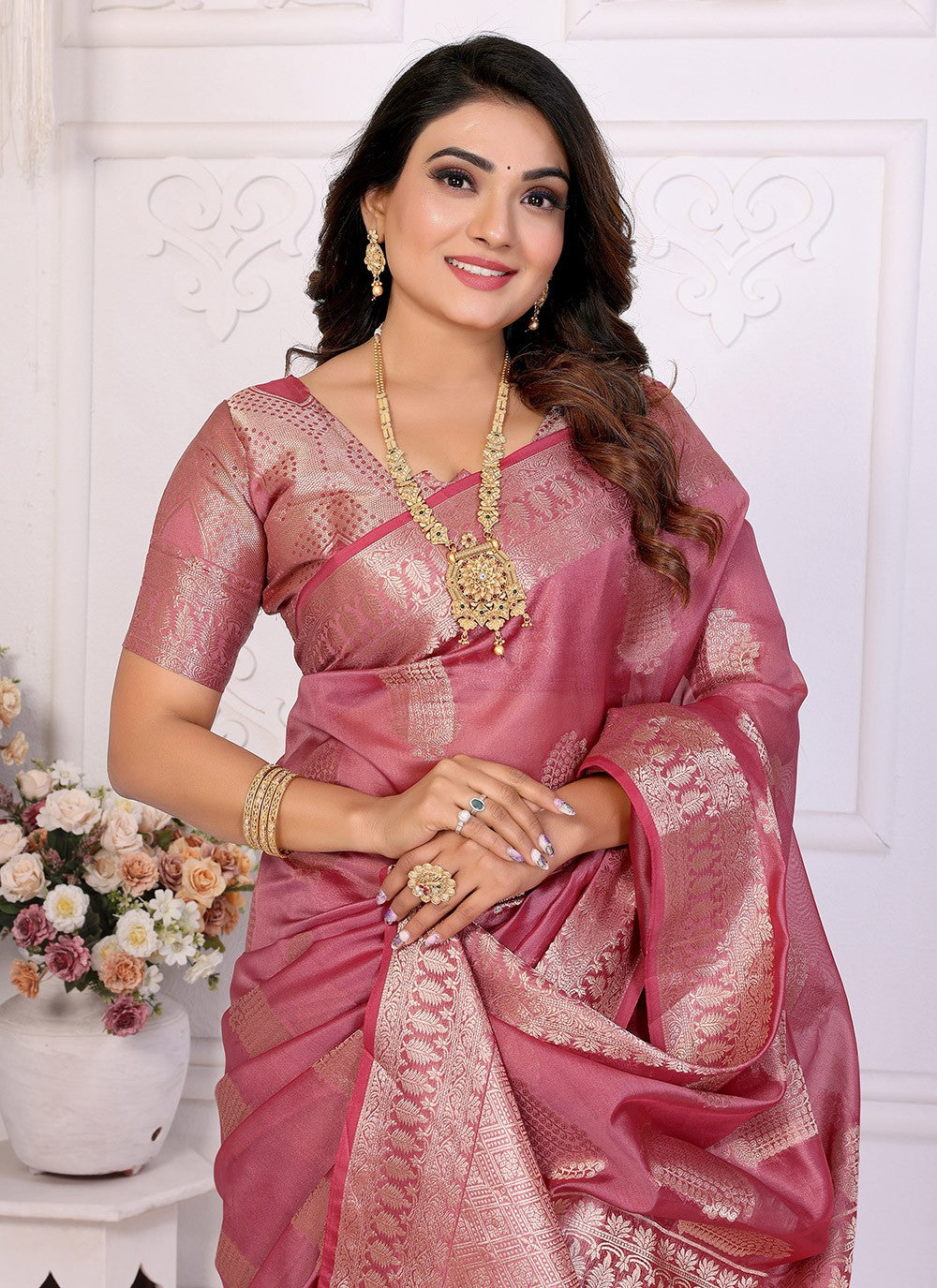Casual Woven Pink Organza Saree S13624