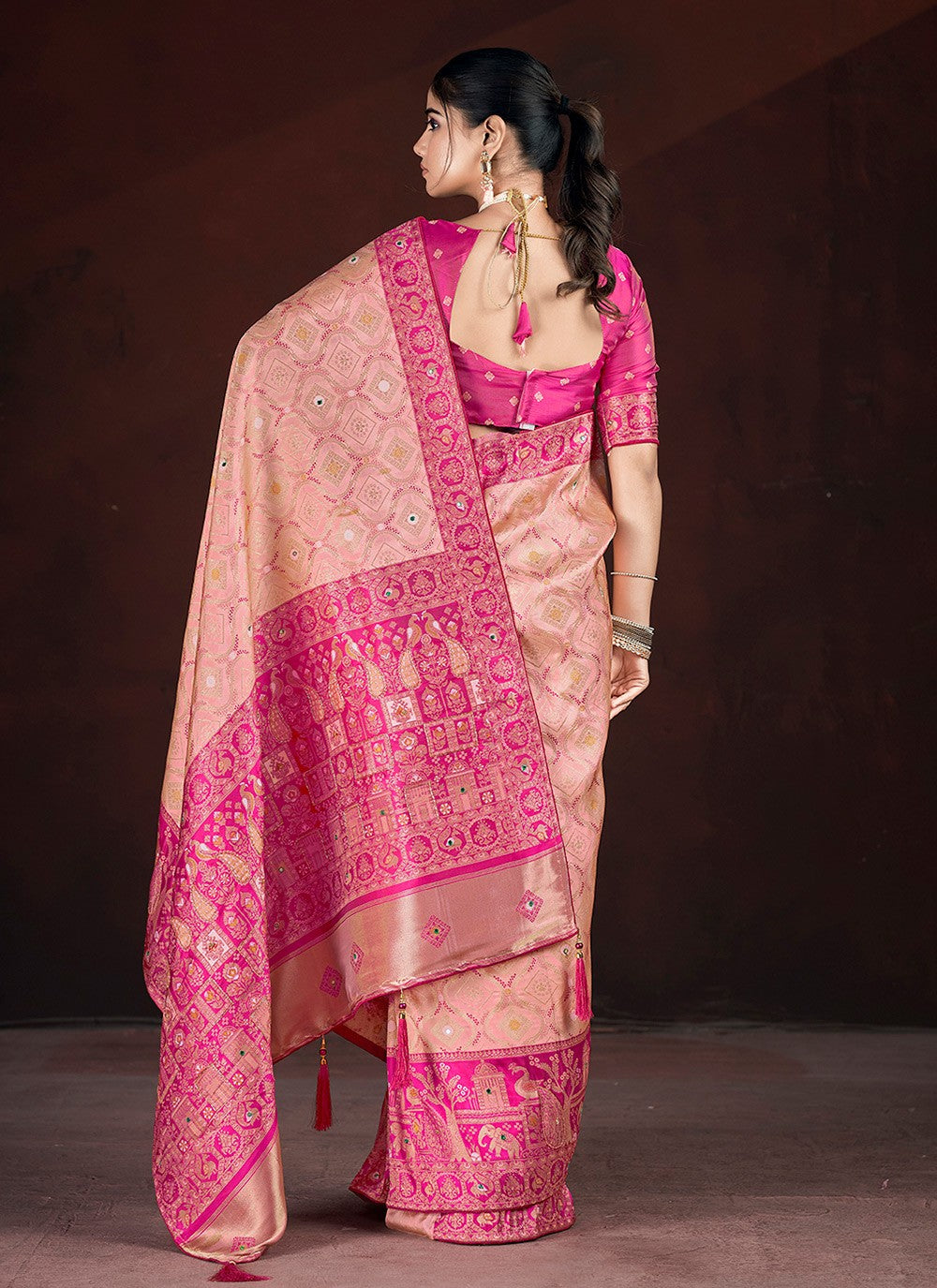 Hand Embroidery, Thread, Weaving Zari, Zari Banarasi Silk Saree - S11710