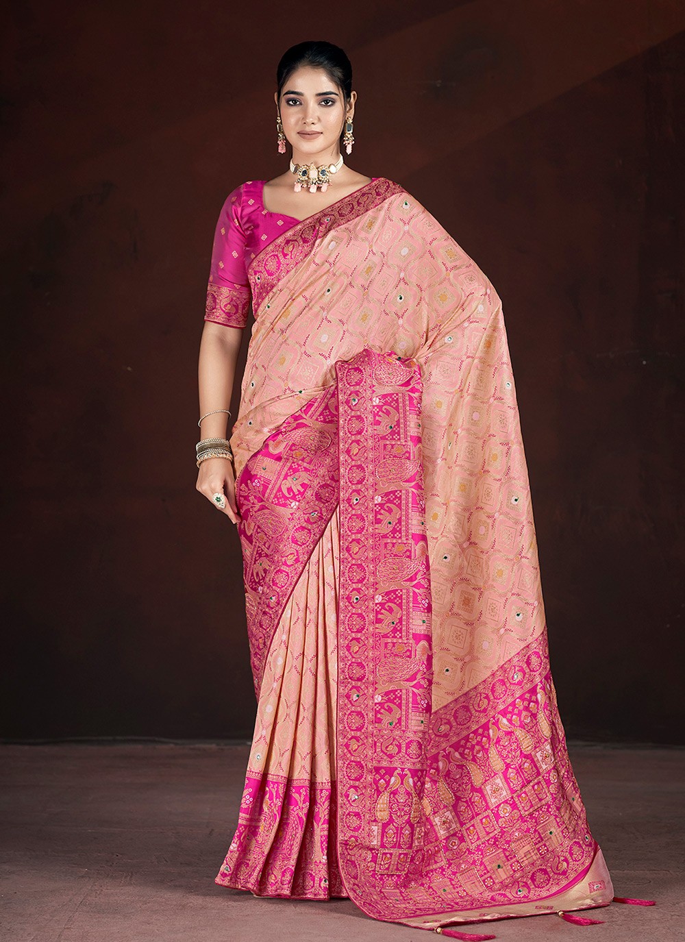 Hand Embroidery, Thread, Weaving Zari, Zari Banarasi Silk Saree - S11710