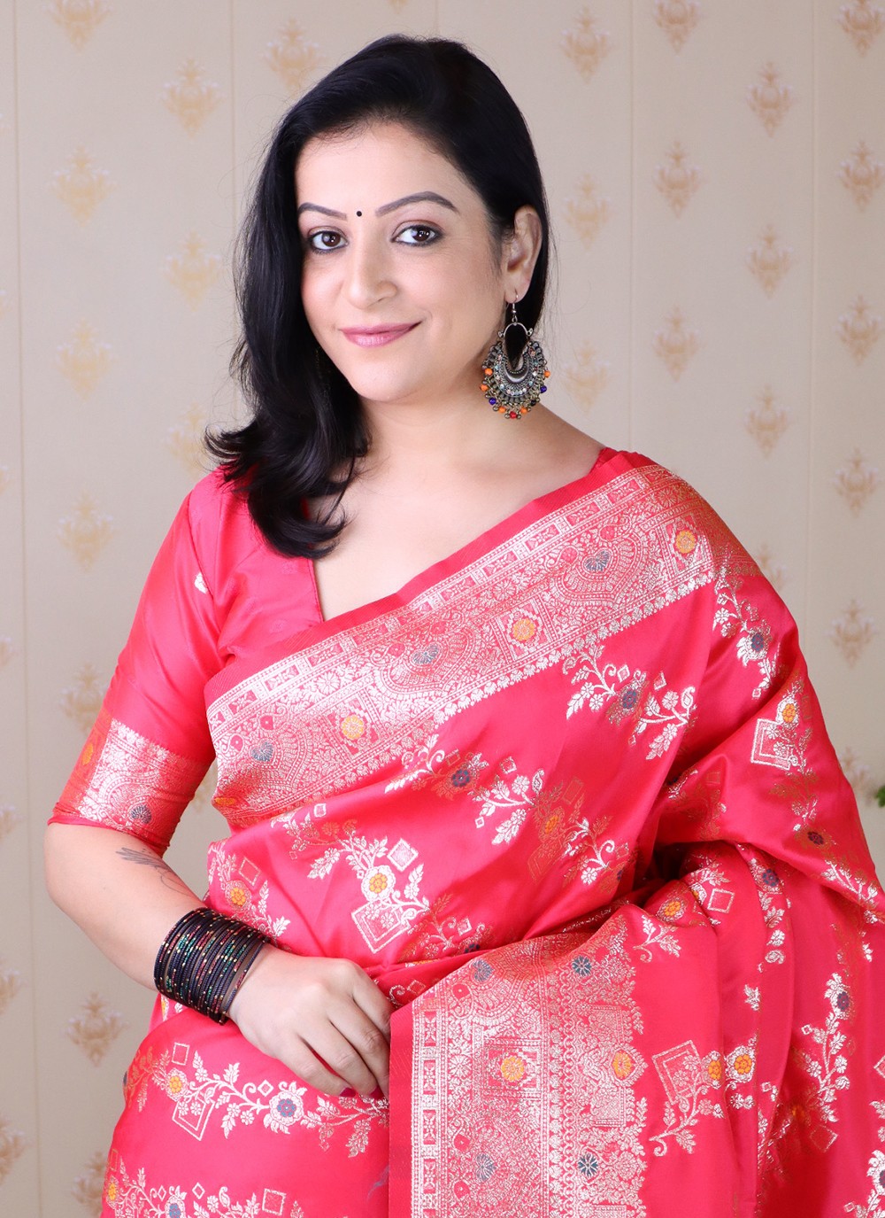 Pink Banarasi Silk Classic Saree Woven S19527