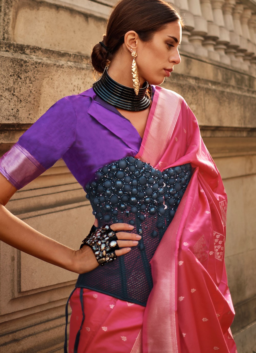Contemporary Weaving Zari Handloom Silk Saree - S4153