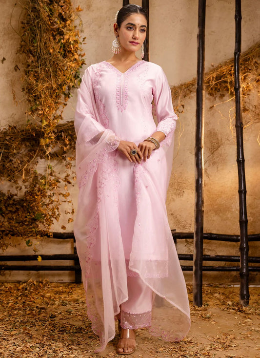 Embroidered Silk Pink Pant Style Suit T6359