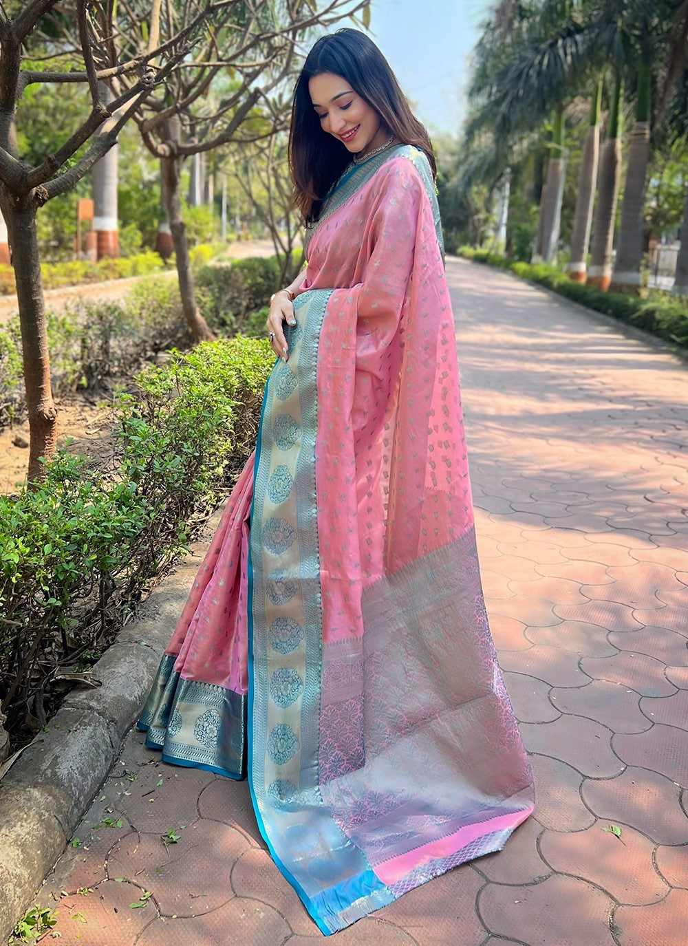 Classic Woven Silk, Tissue Saree - S7851