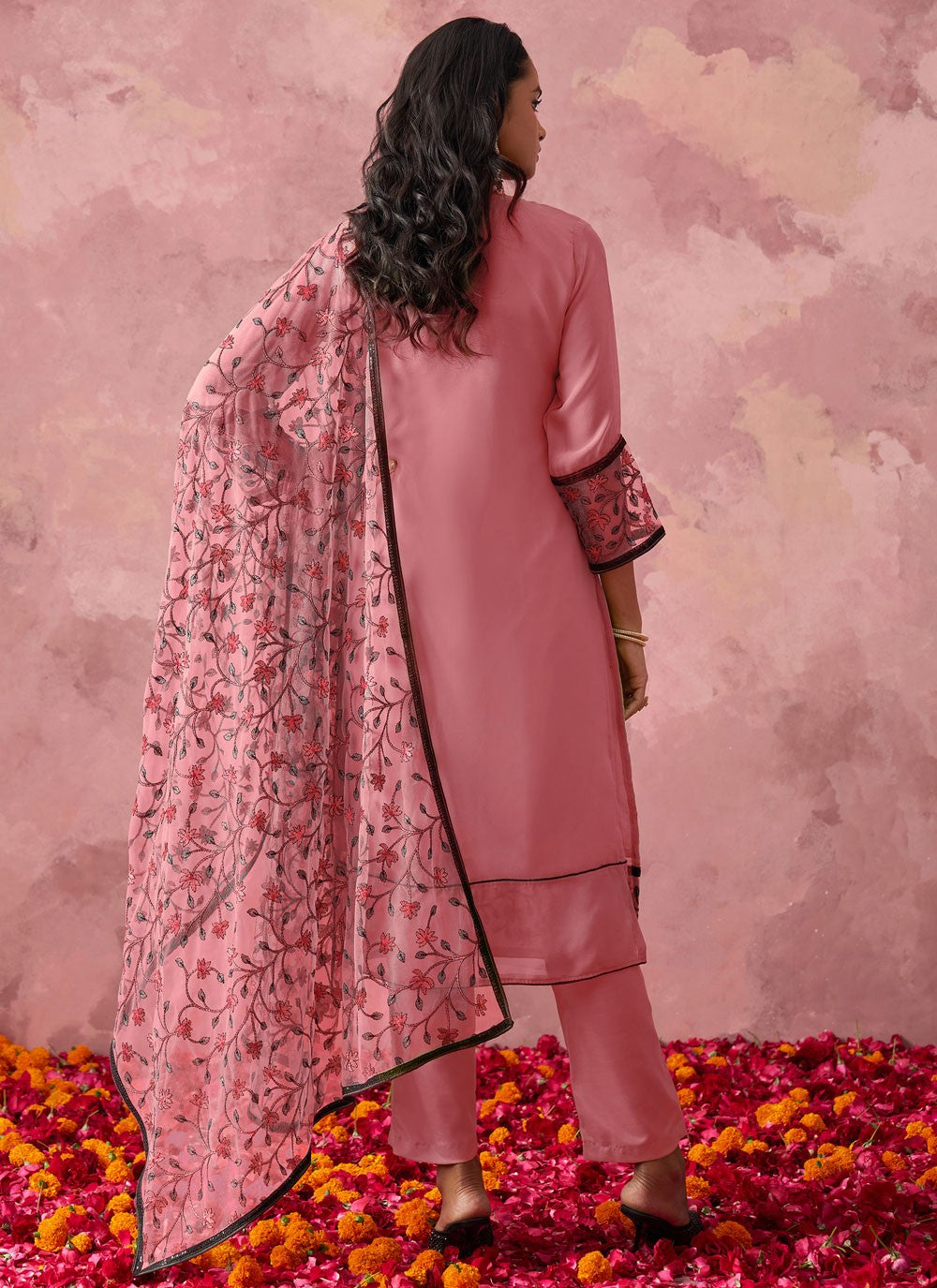 Salwar Suit Embroidered Pink T7347