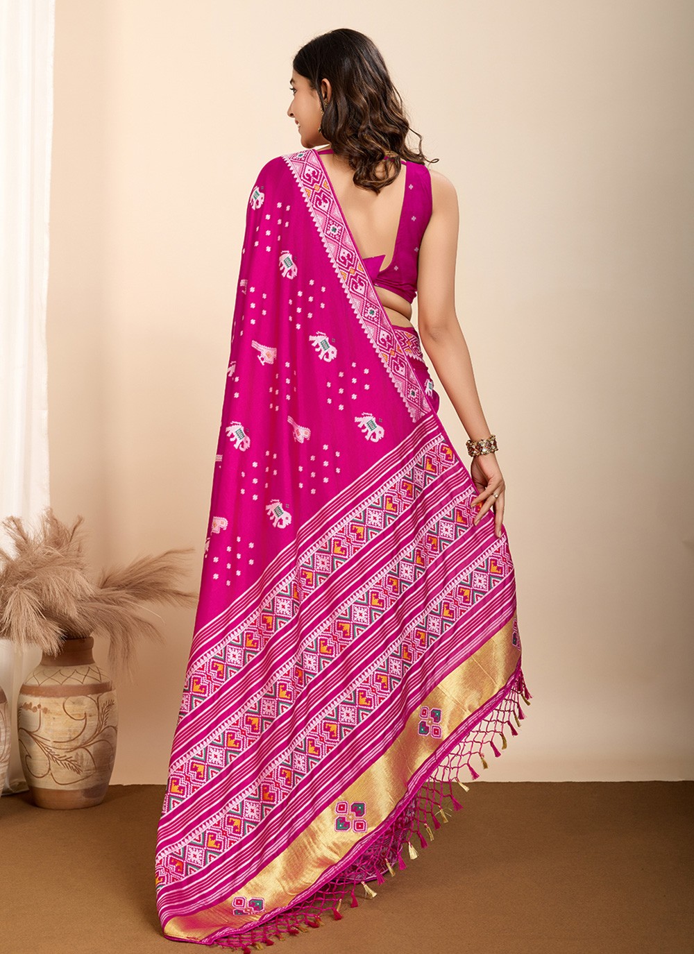 Trendy Saree Meenakari Pink Silk Saree S13485