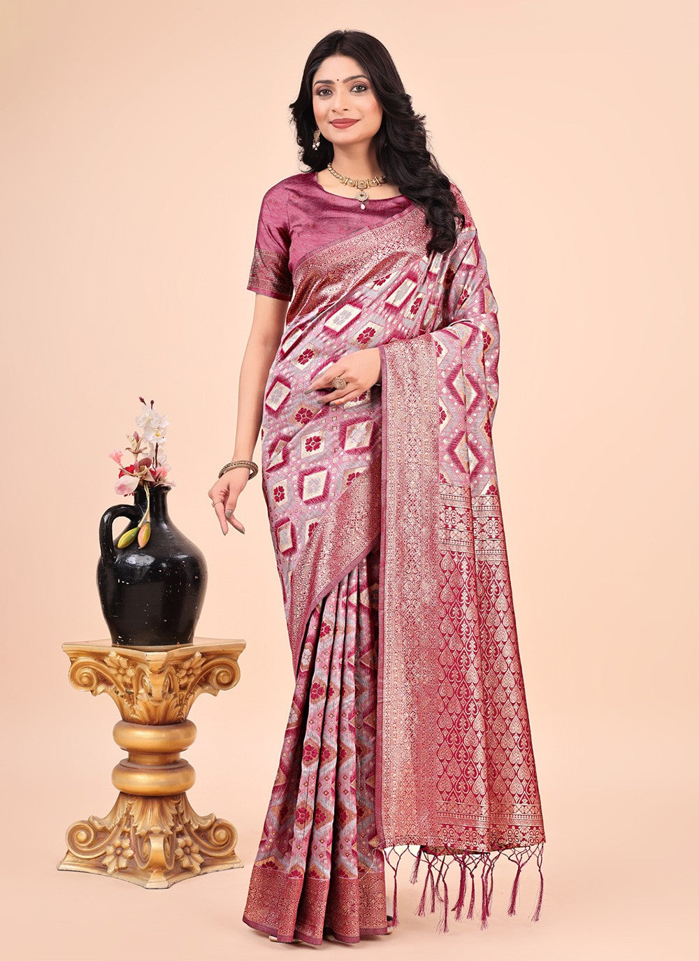 Printed Cotton Pink Classic Saree S15171