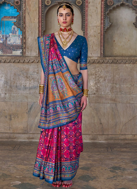 Pink Silk Classic Saree Patola Print S20311