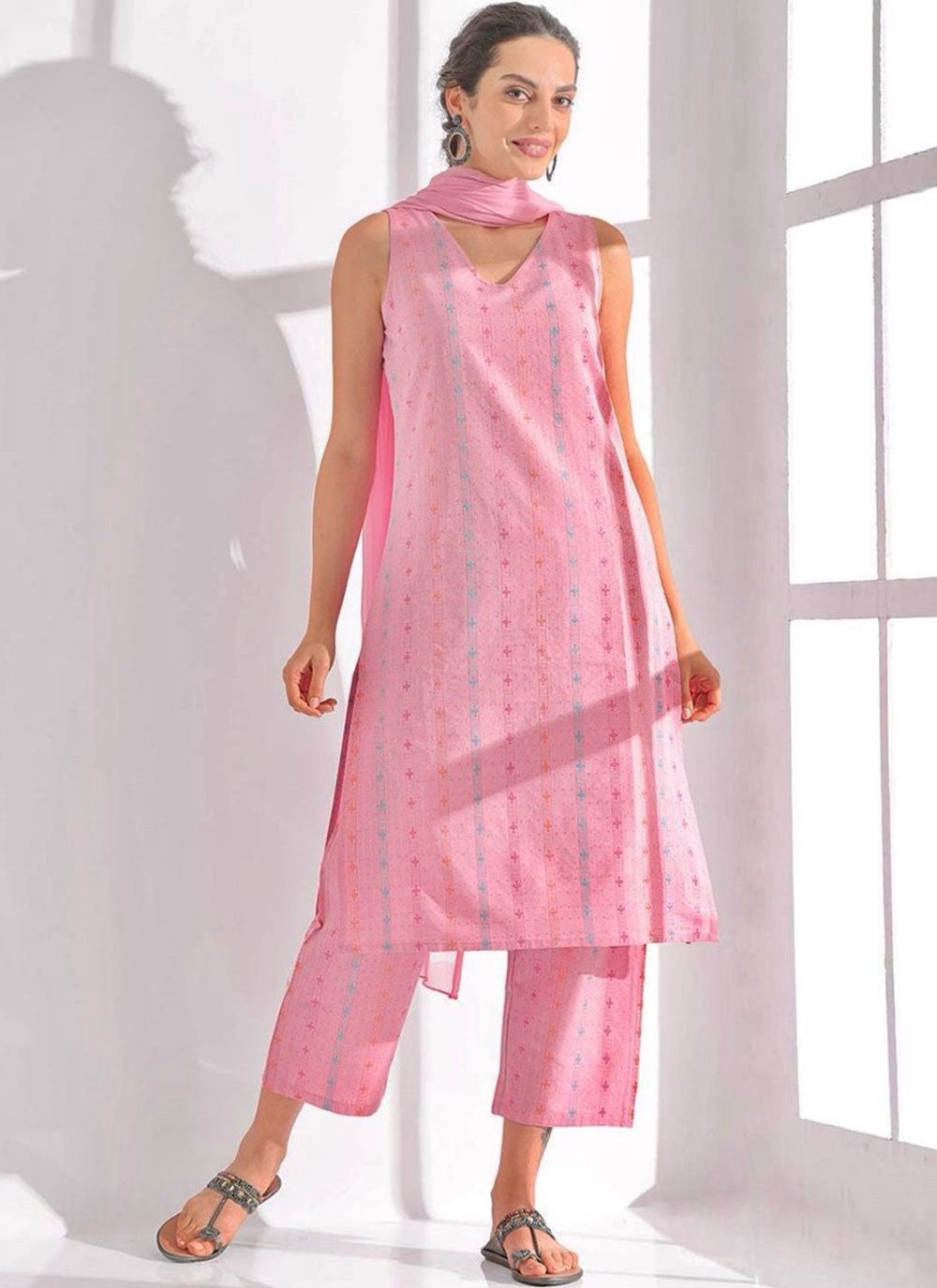 Printed Cotton Pink Salwar Suit T6595