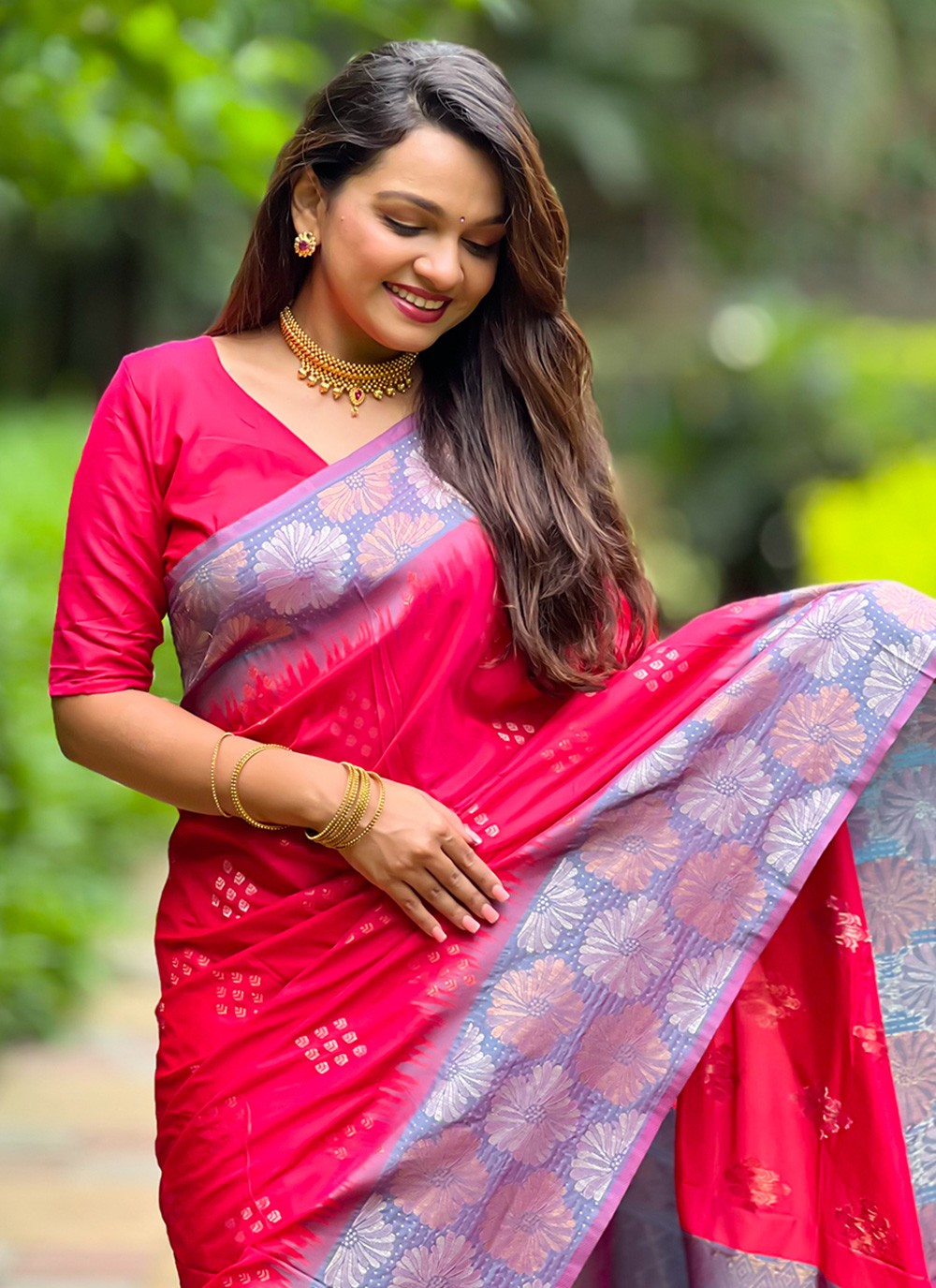Classic Weaving Zari Silk Saree - S8718