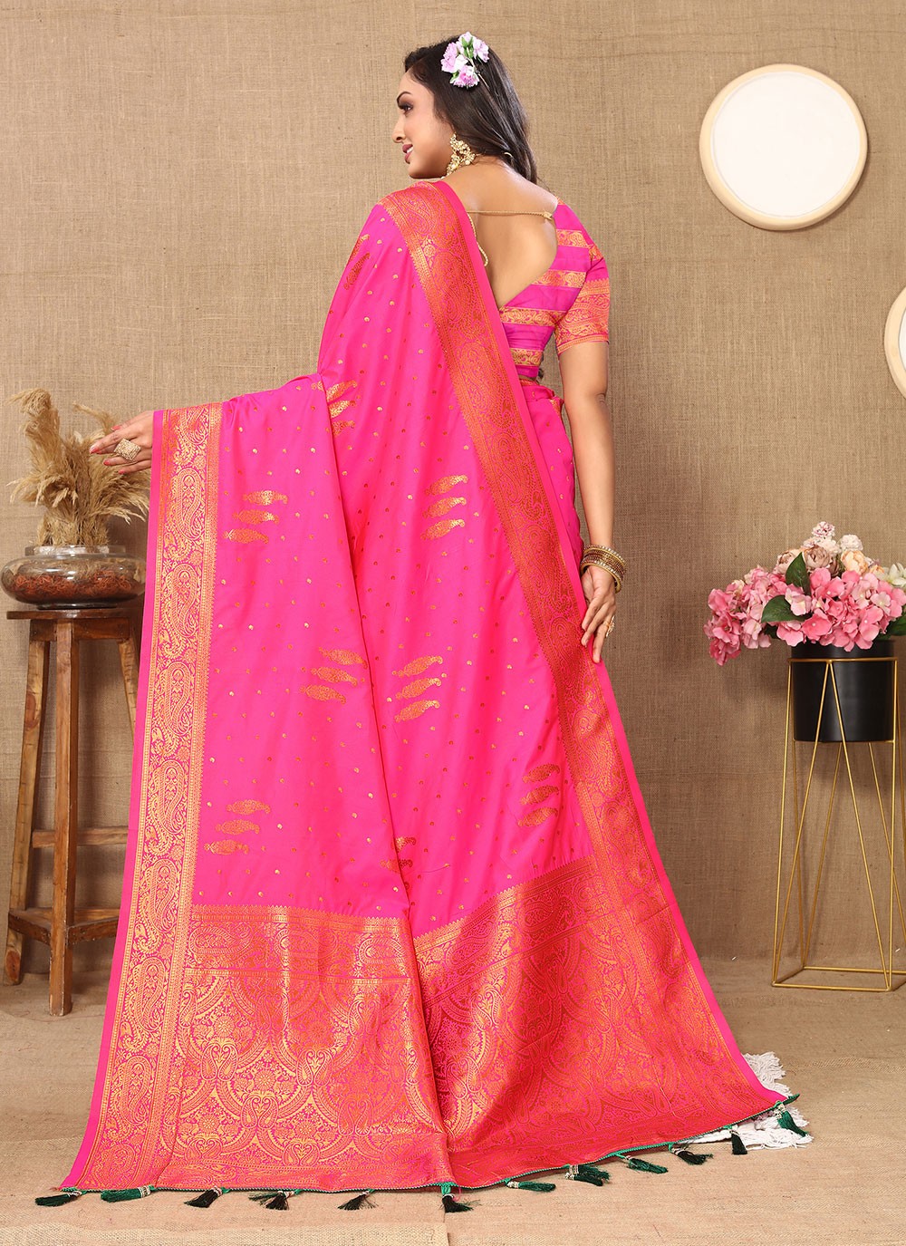 Classic Weaving Zari Silk Saree - S5472