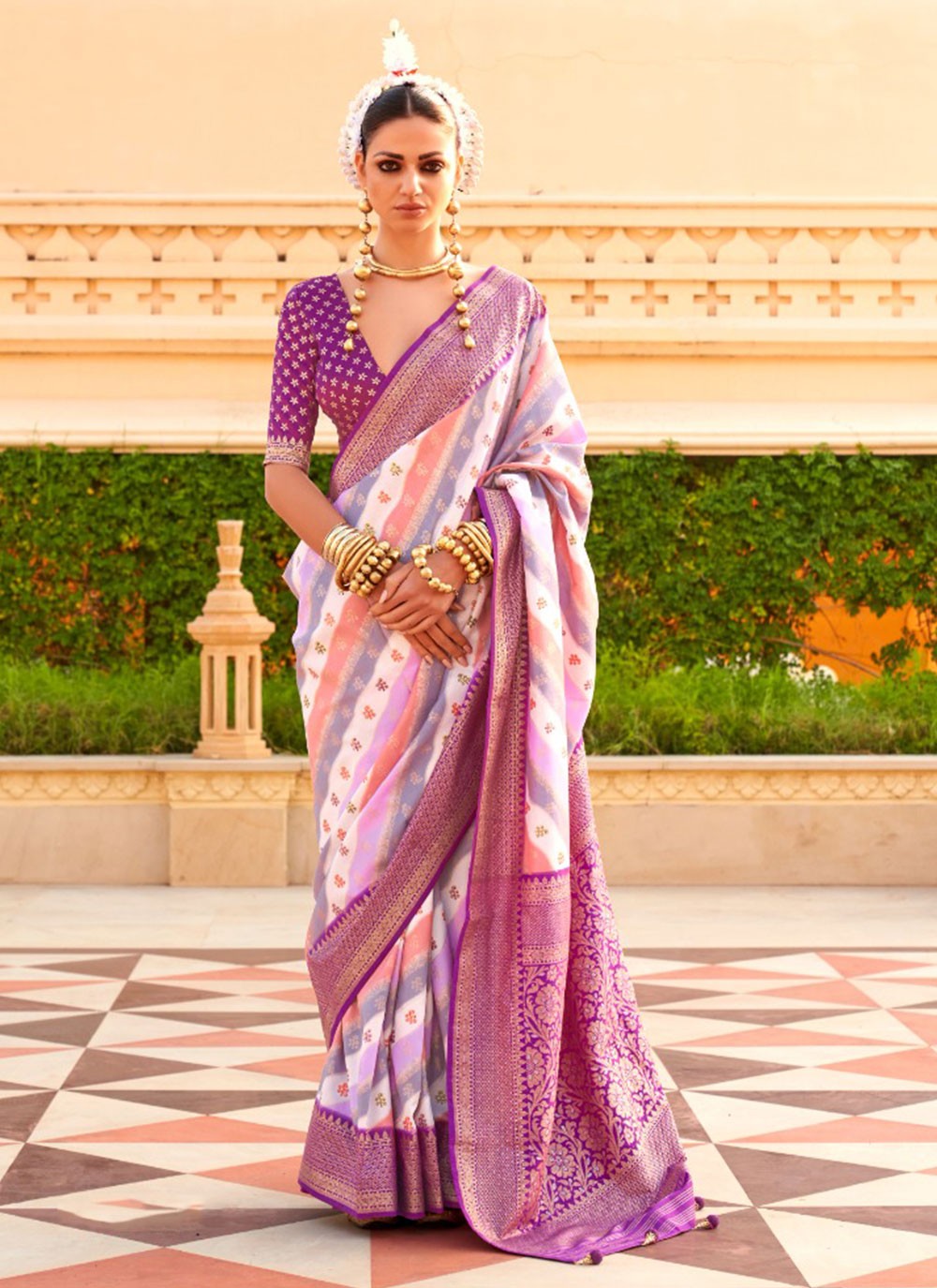 Classic Foliage Prints Silk Saree - S7236