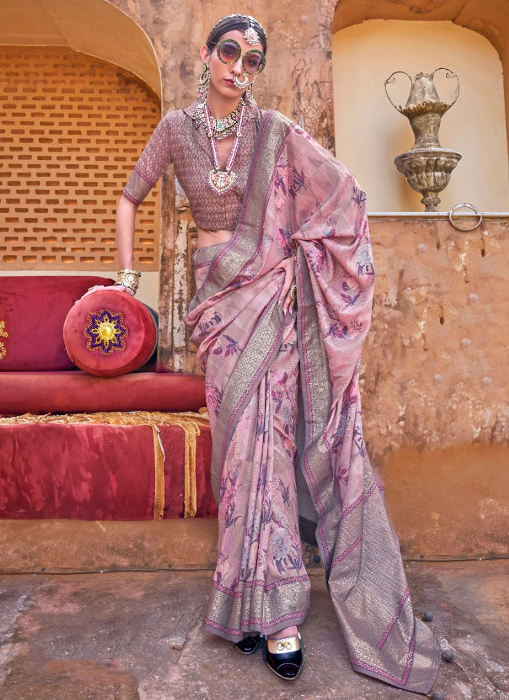 Border Work, Foliage Prints, Weaving Zari Silk Saree - S12095