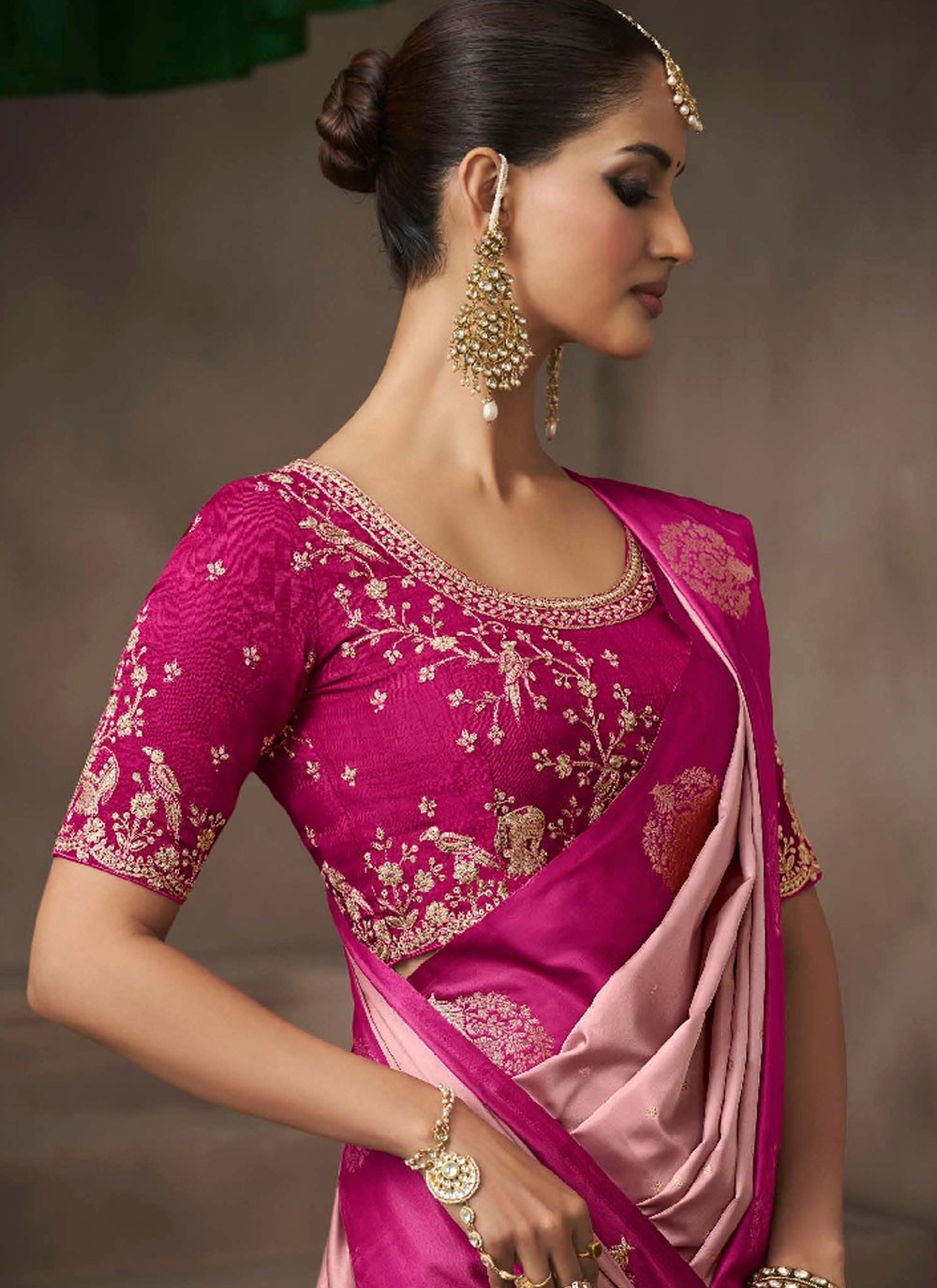 Pink Satin Silk Classic Saree Weaving Zari, Zari S19203
