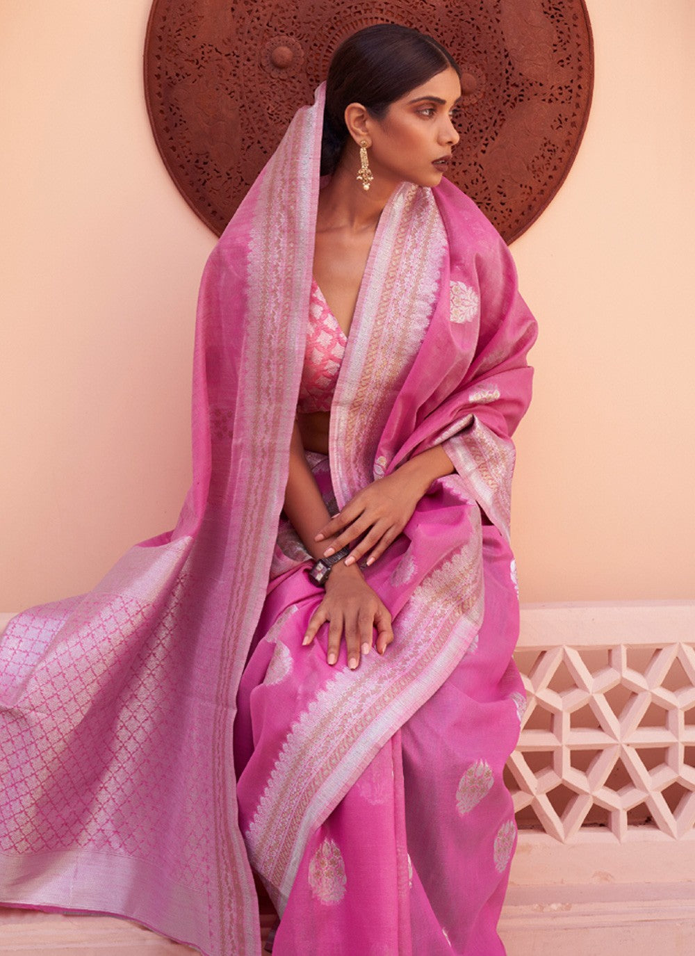 Trendy Weaving Zari Linen Saree - S3501