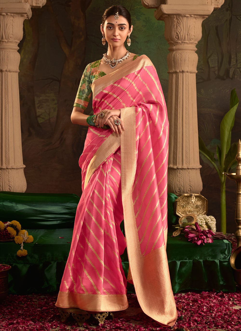 Weaving Zari Pure Dola Saree - S12085