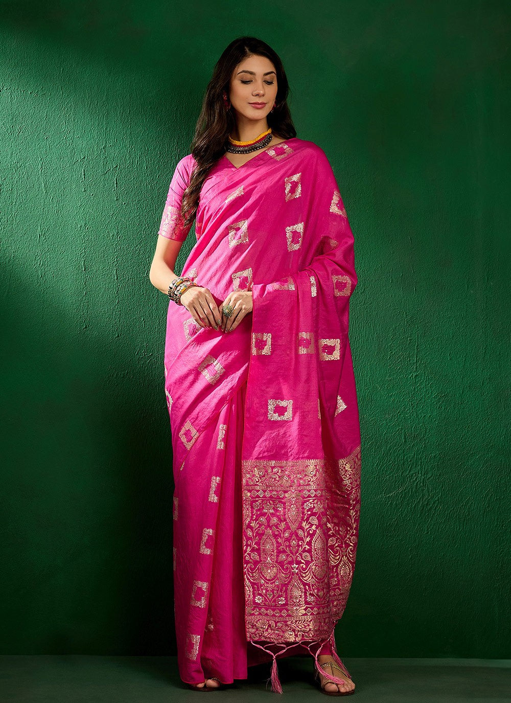Casual Woven Art Silk Saree - S7308