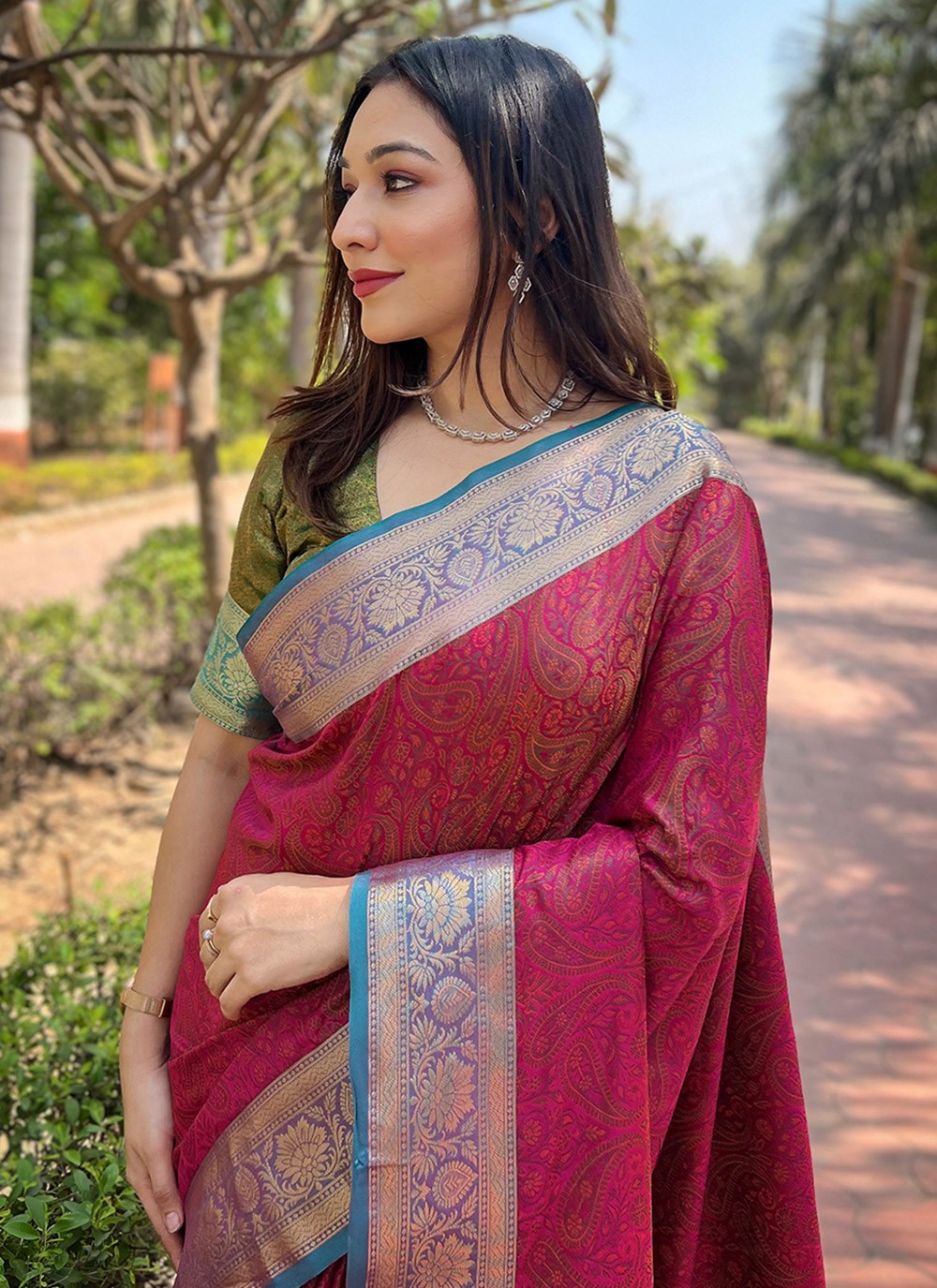 Classic Woven Silk Saree - S7845