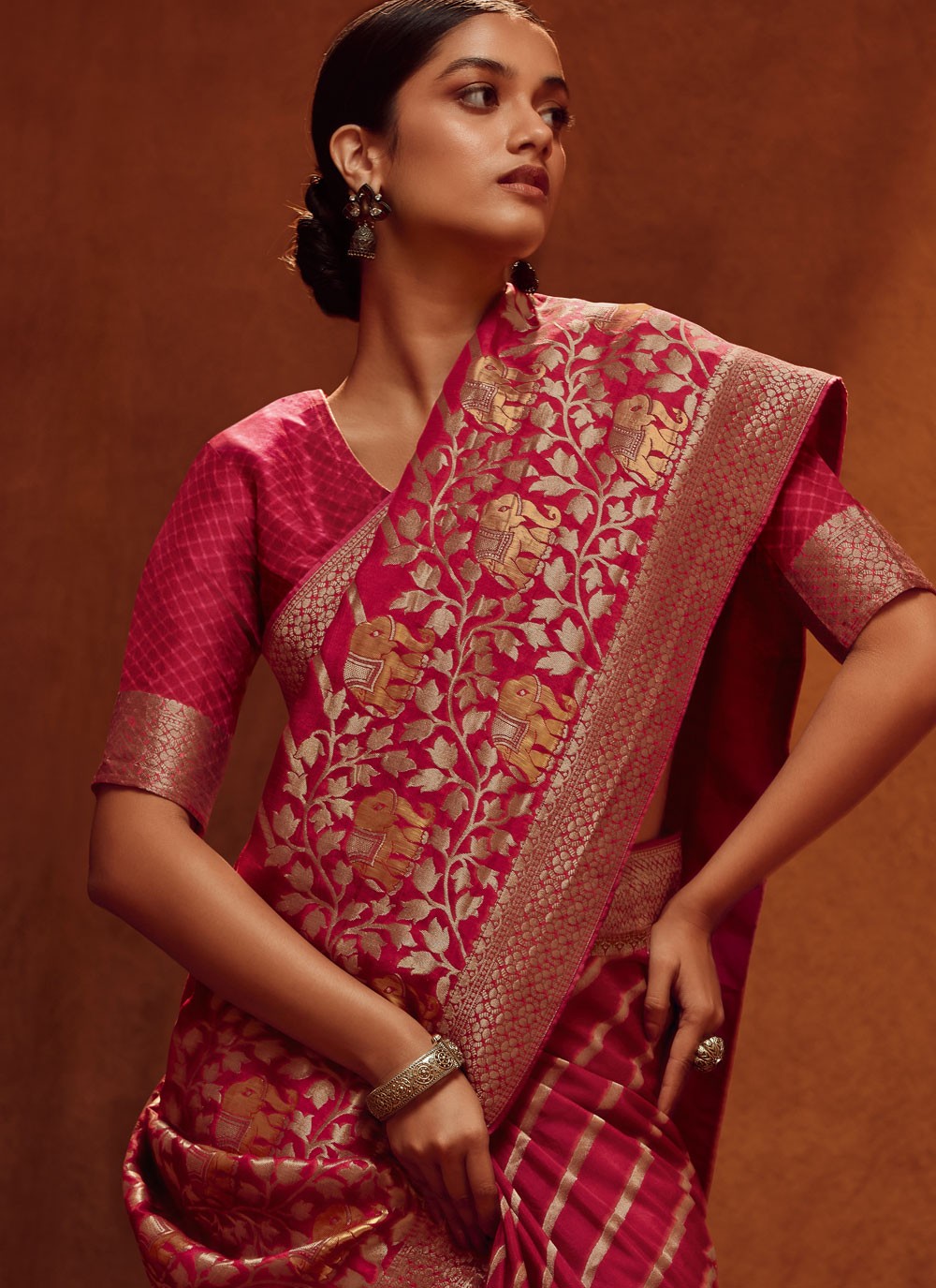 Classic Woven Viscose Saree - S4393