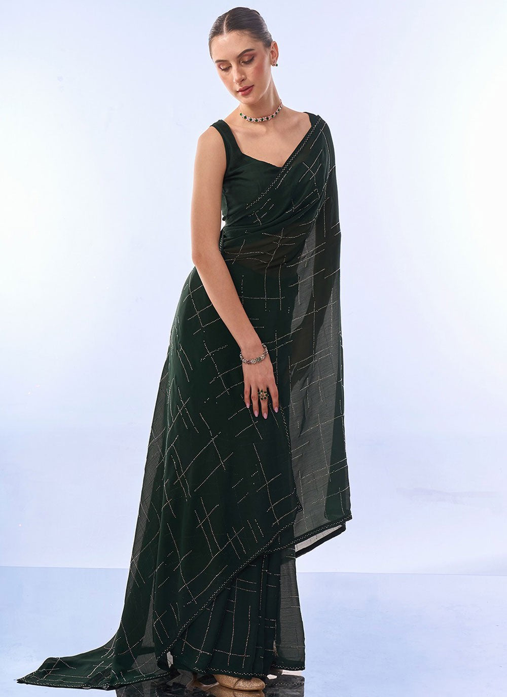 Contemporary Plain Silk Saree - S8116