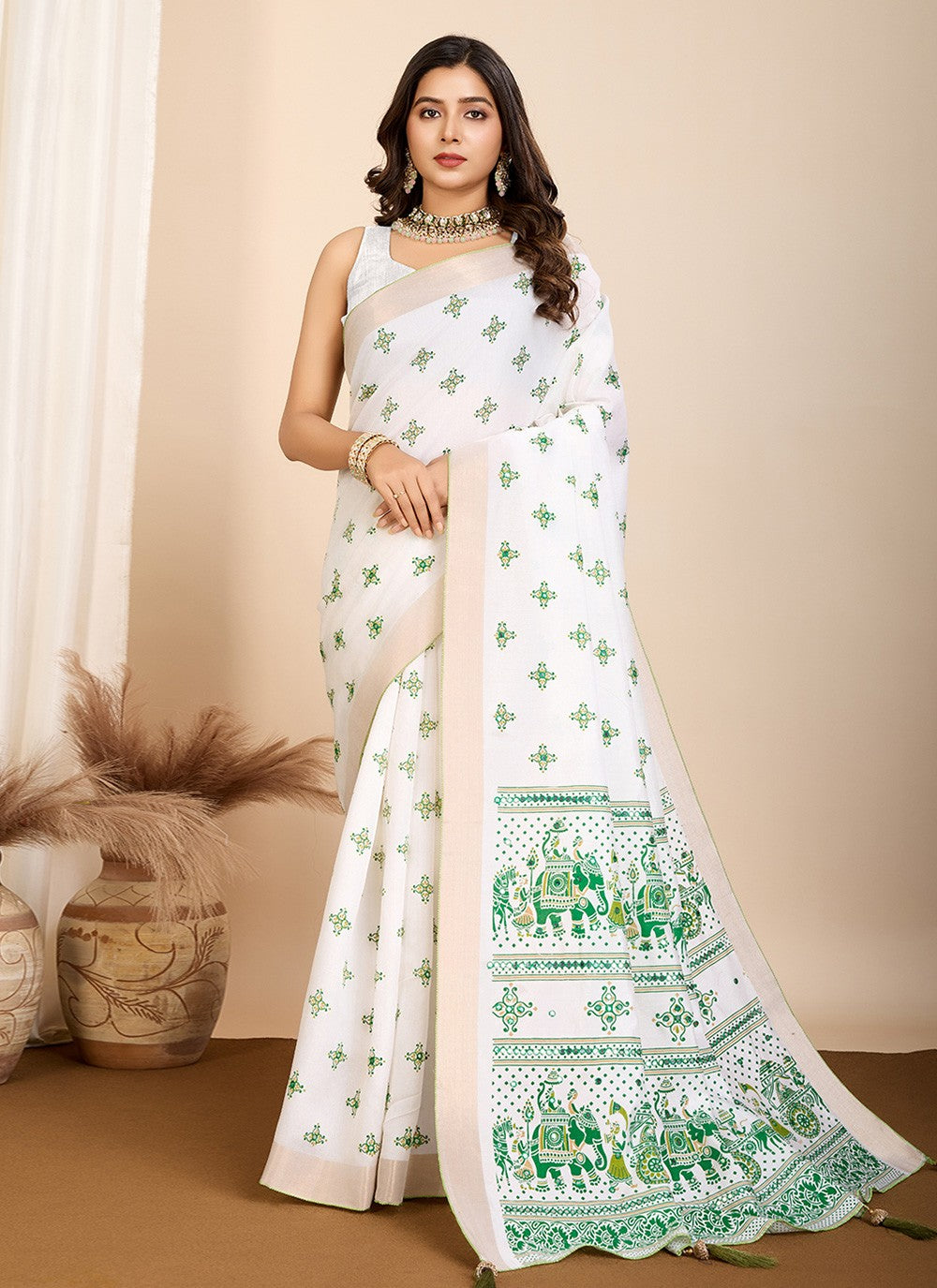 Trendy Saree Printed Off White Cotton Saree S13630