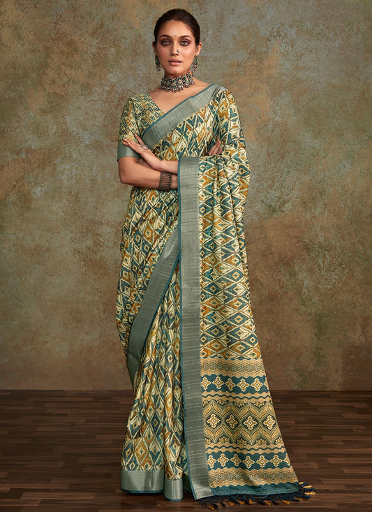 Classic Printed Handloom Silk Saree - S6674