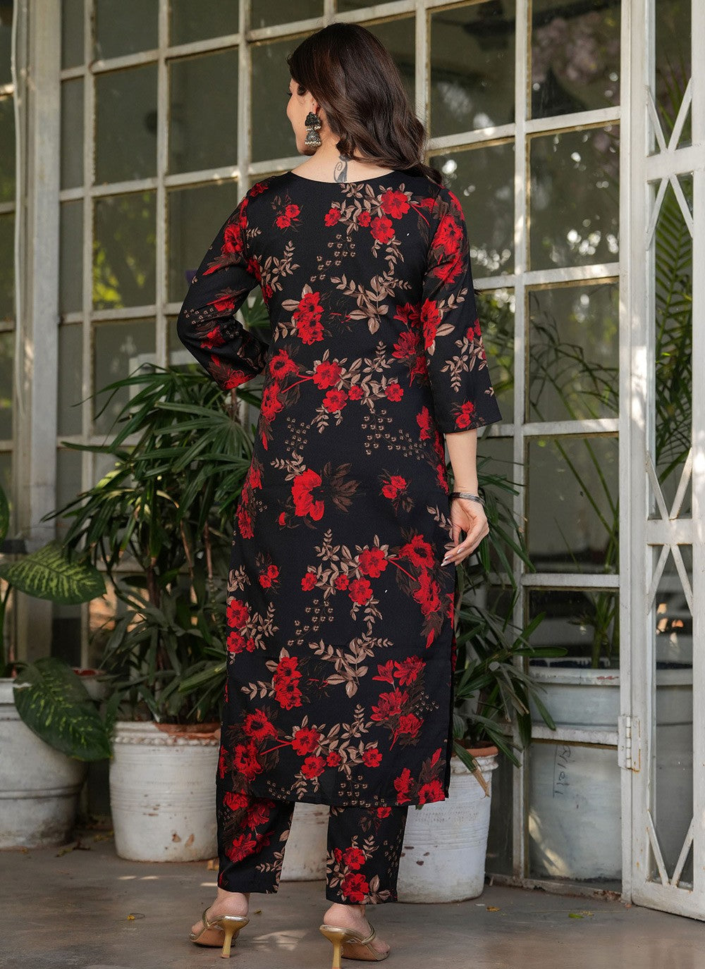 Printed Satin Blend Black Pant Style Suit T6096