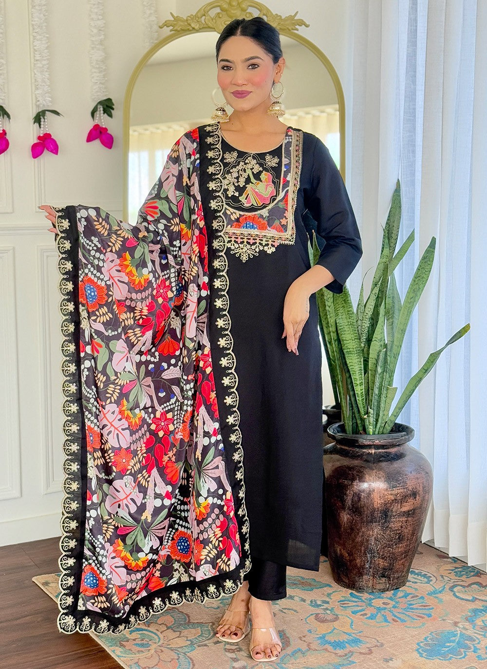 Archive Embroidered, Printed 316523 Black T6747
