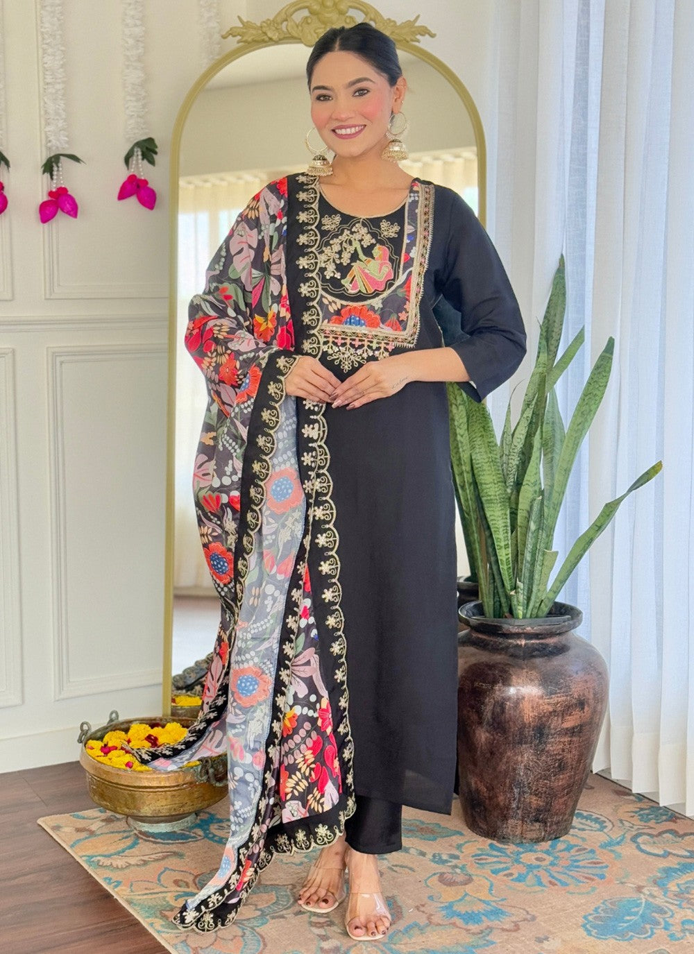 Archive Embroidered, Printed 316523 Black T6747