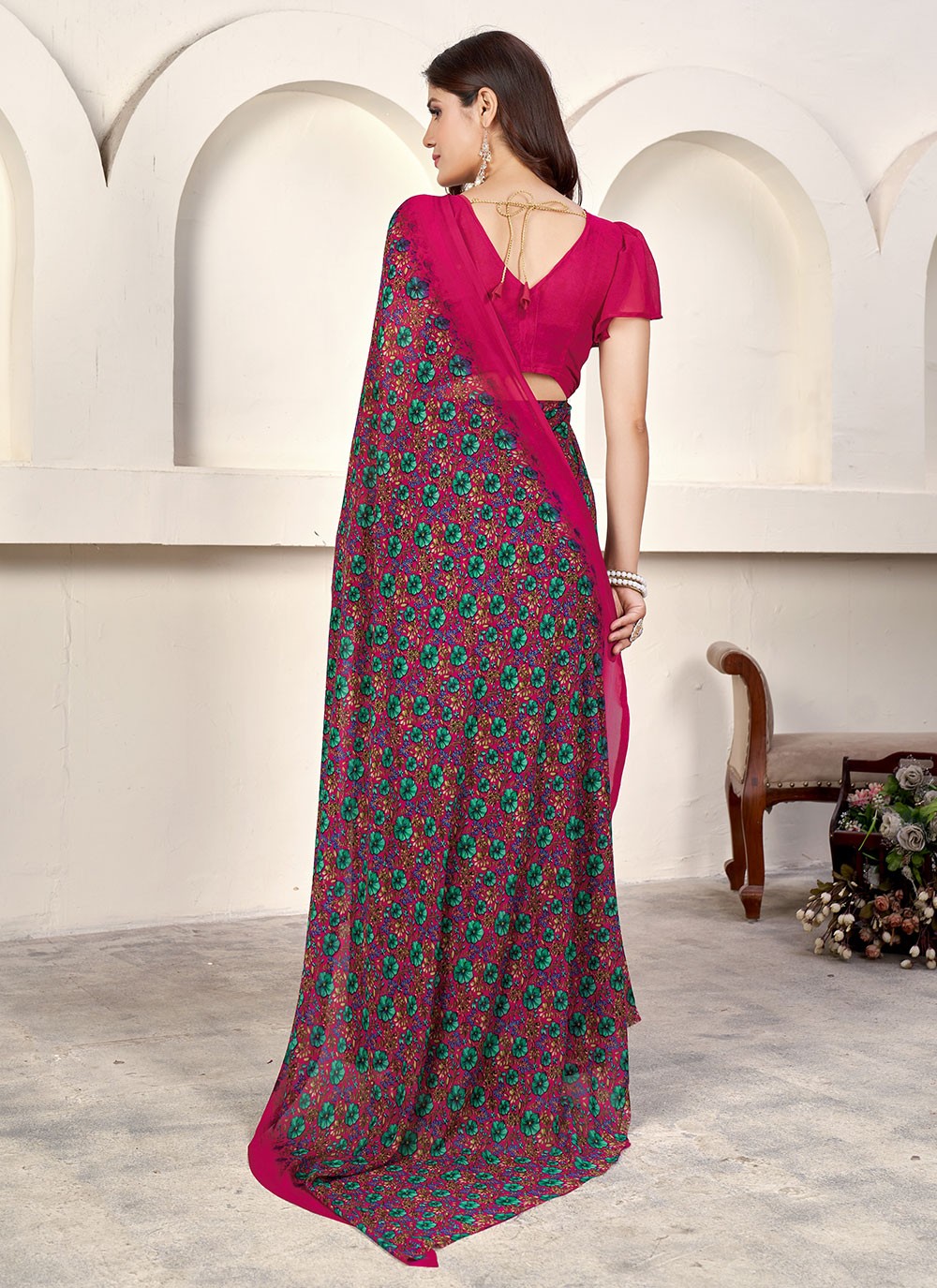 Classic Printed Weight Less Saree - S6158