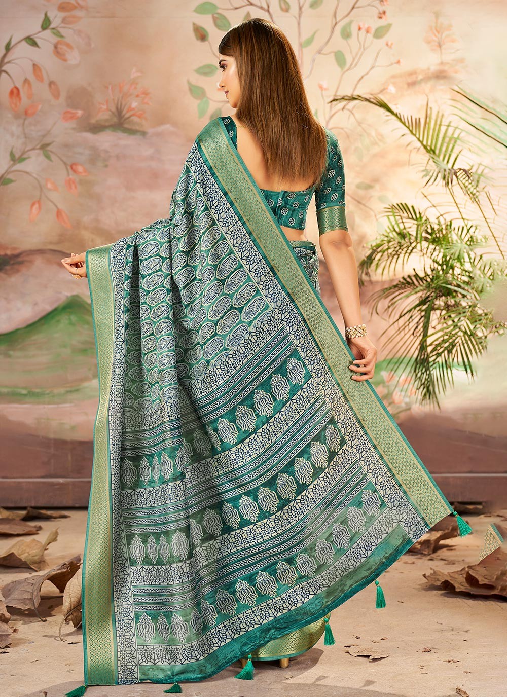 Printed Silk Green Trendy Saree S15374