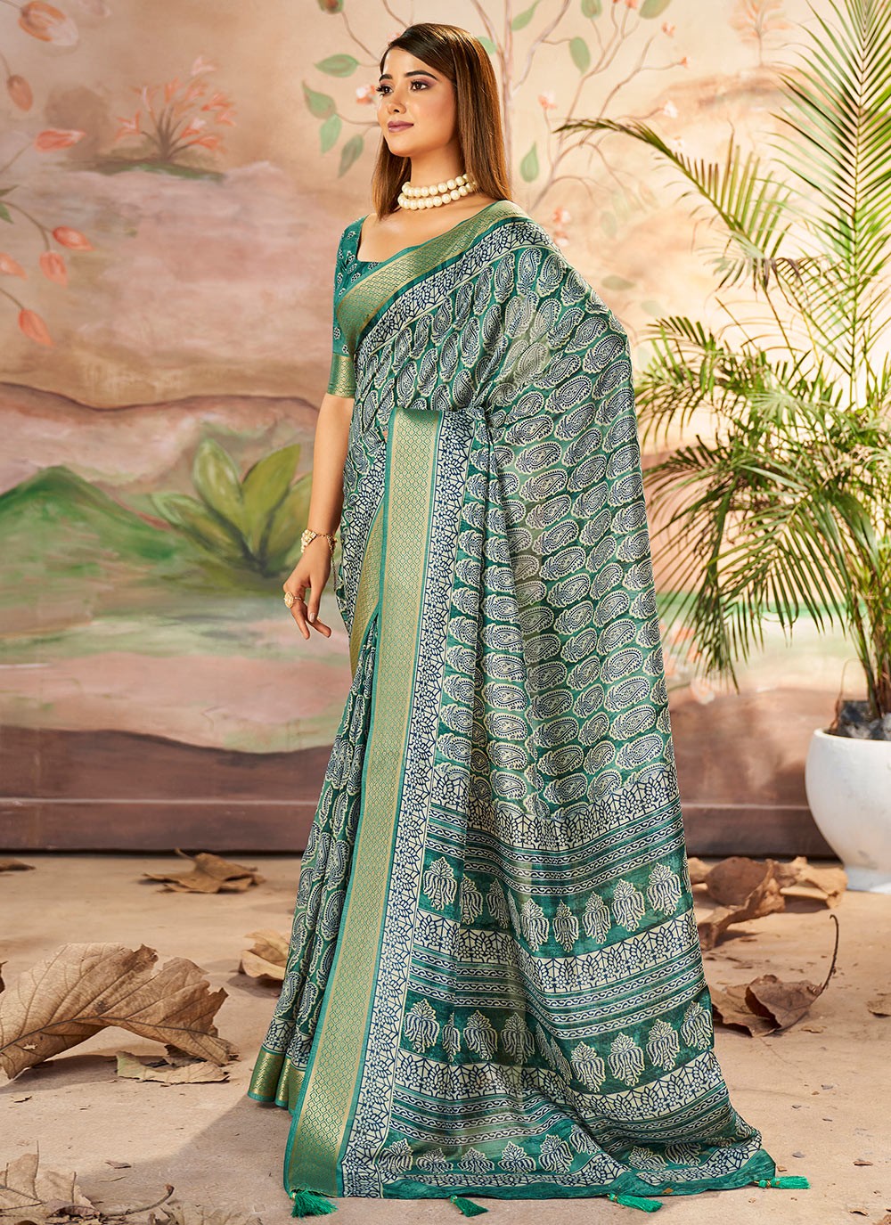 Printed Silk Green Trendy Saree S15374