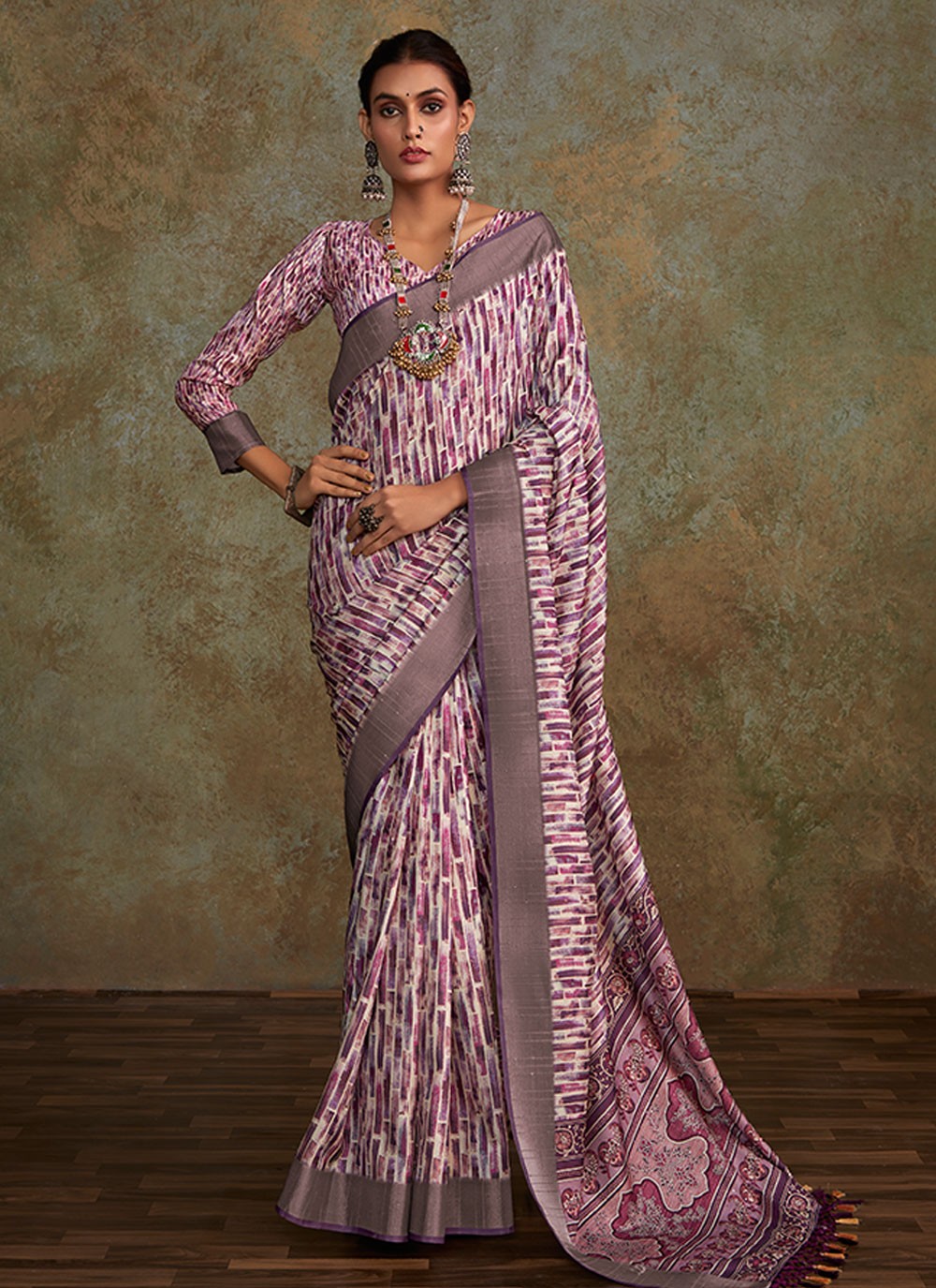 Classic Printed Handloom Silk Saree - S6674