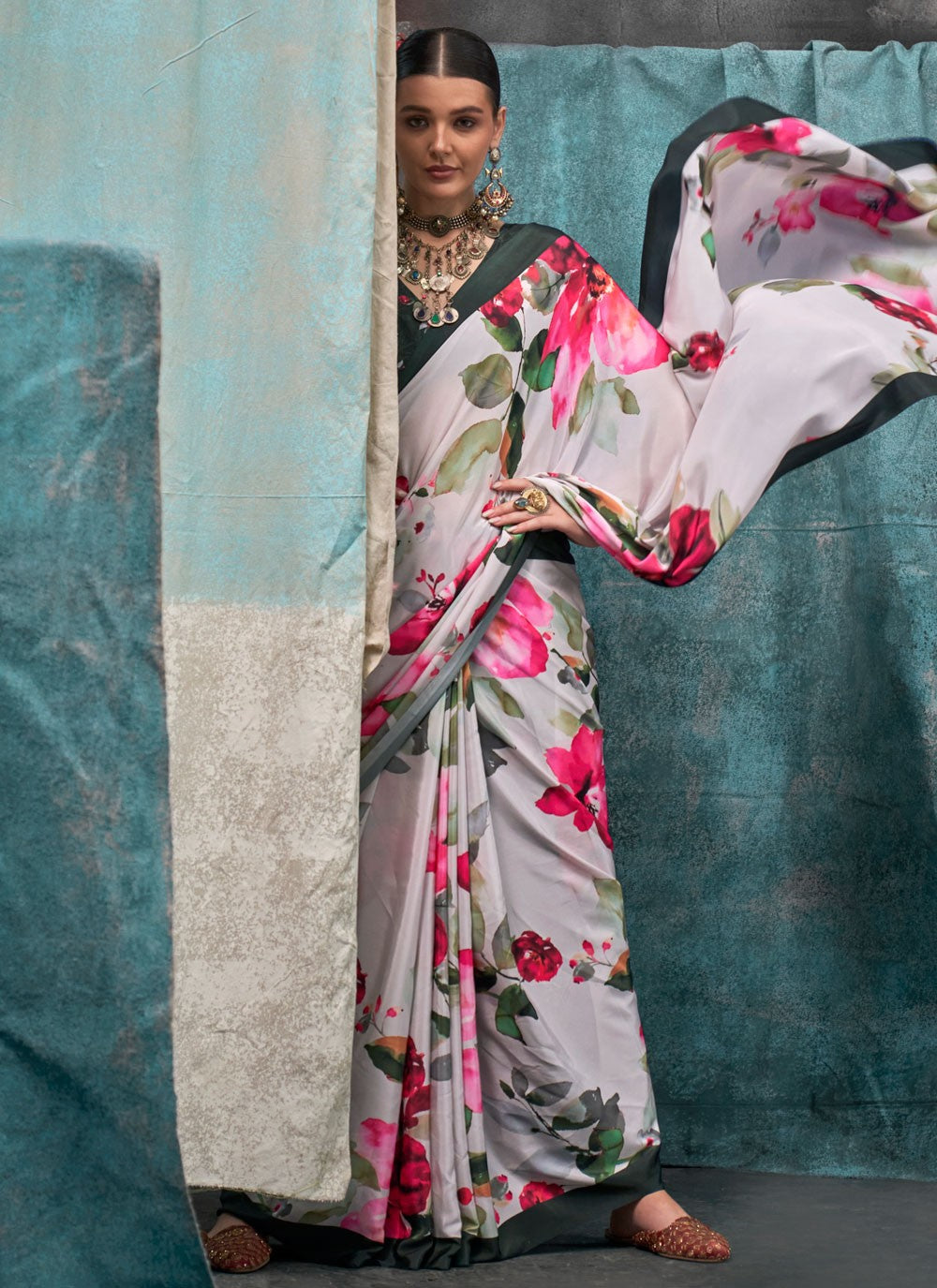 Classic Printed Crepe Silk Saree - S6461