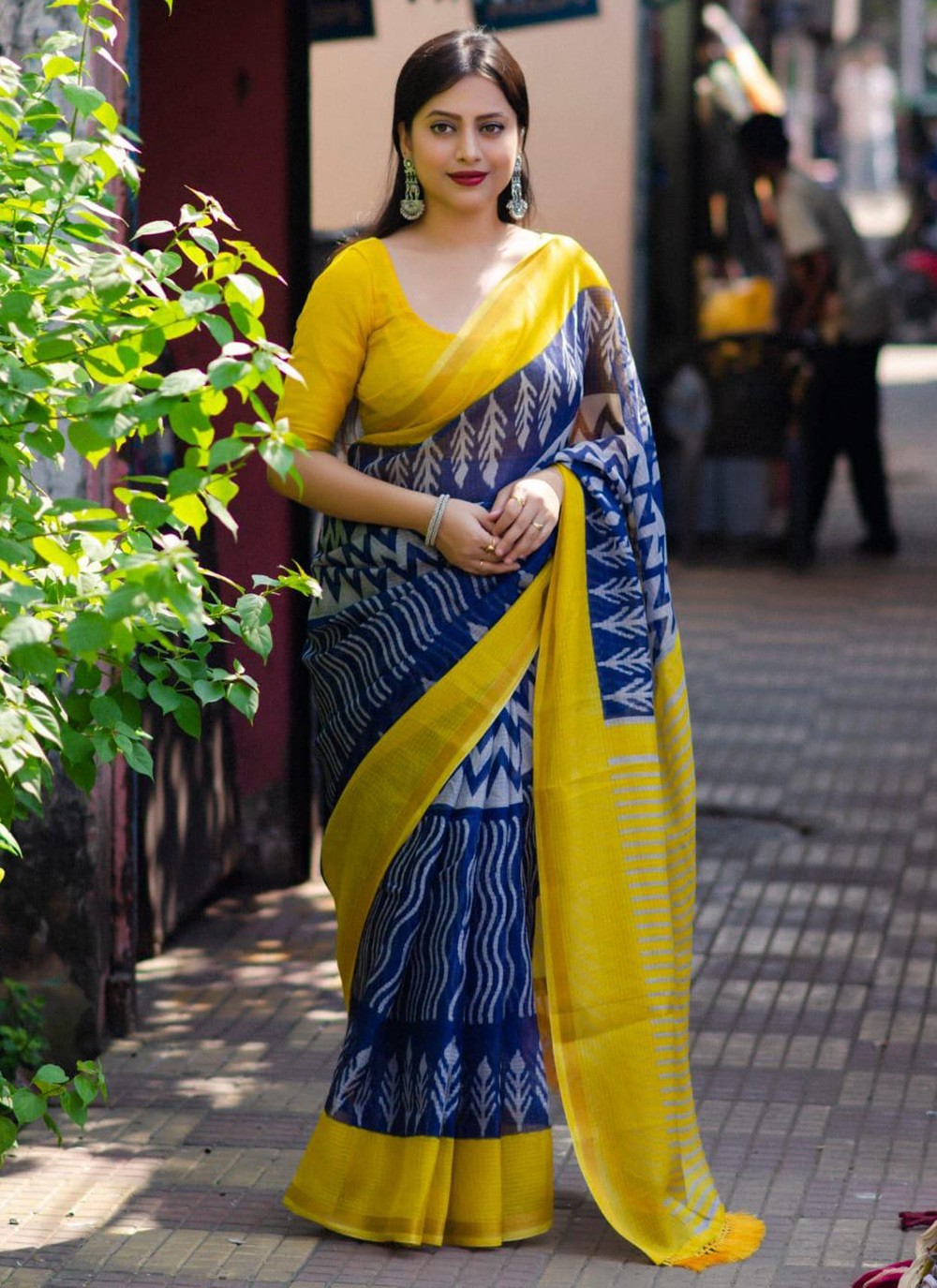 Trendy Woven Jute Silk Saree - S5779