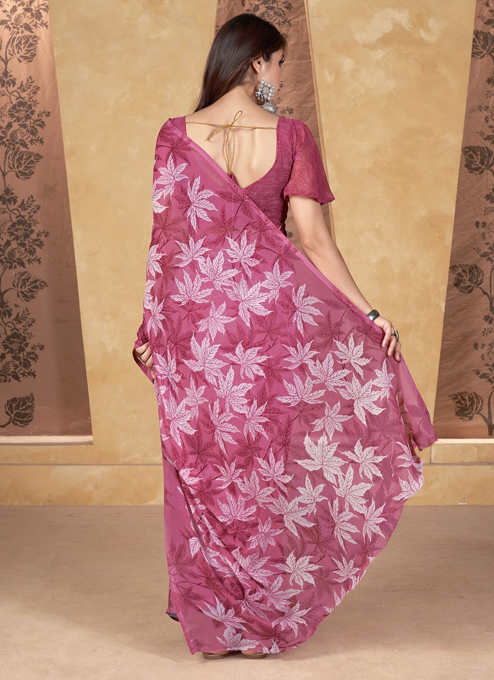 Classic Printed Weight Less Saree - S6268