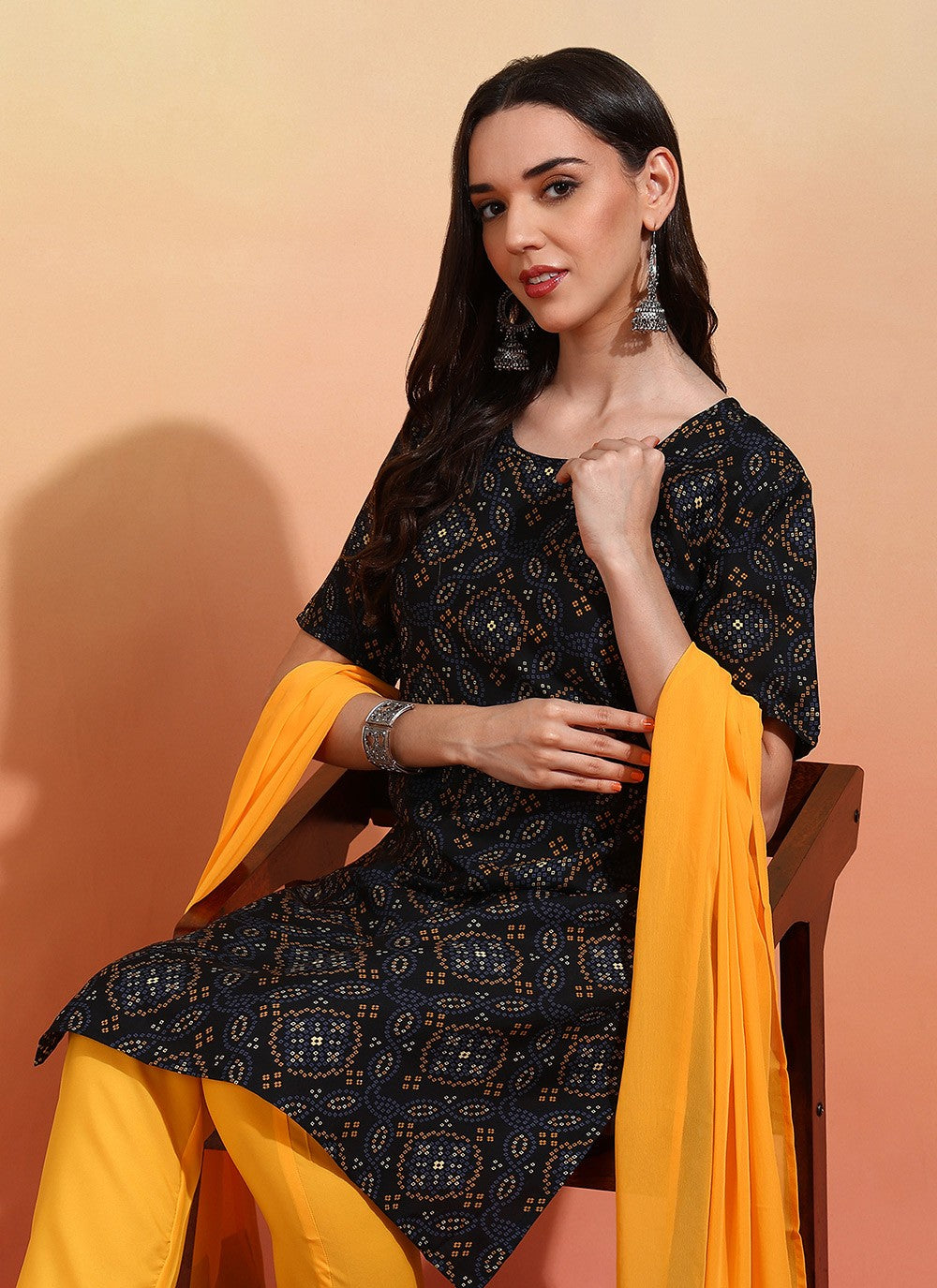 Archive Printed 316234 Black T6666