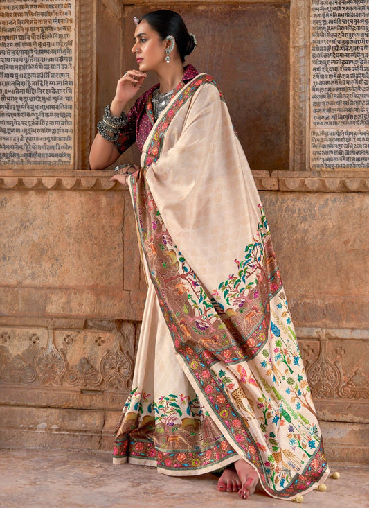 Cream Silk Contemporary Saree Printed S19658