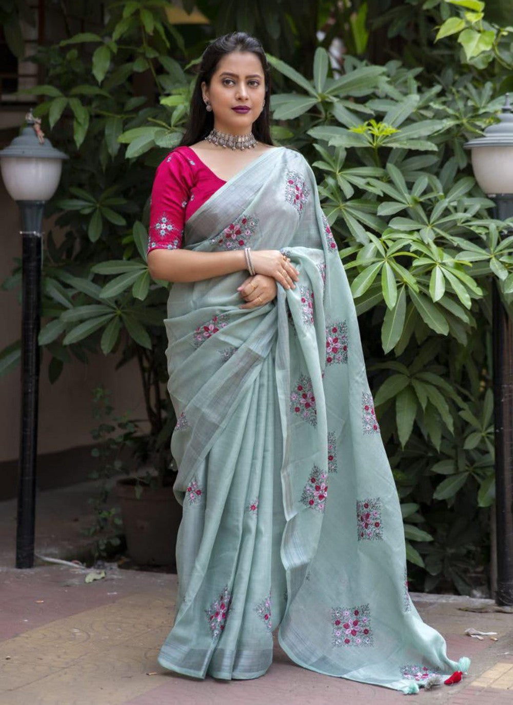 Trendy Printed Linen, Silk Saree - S6744