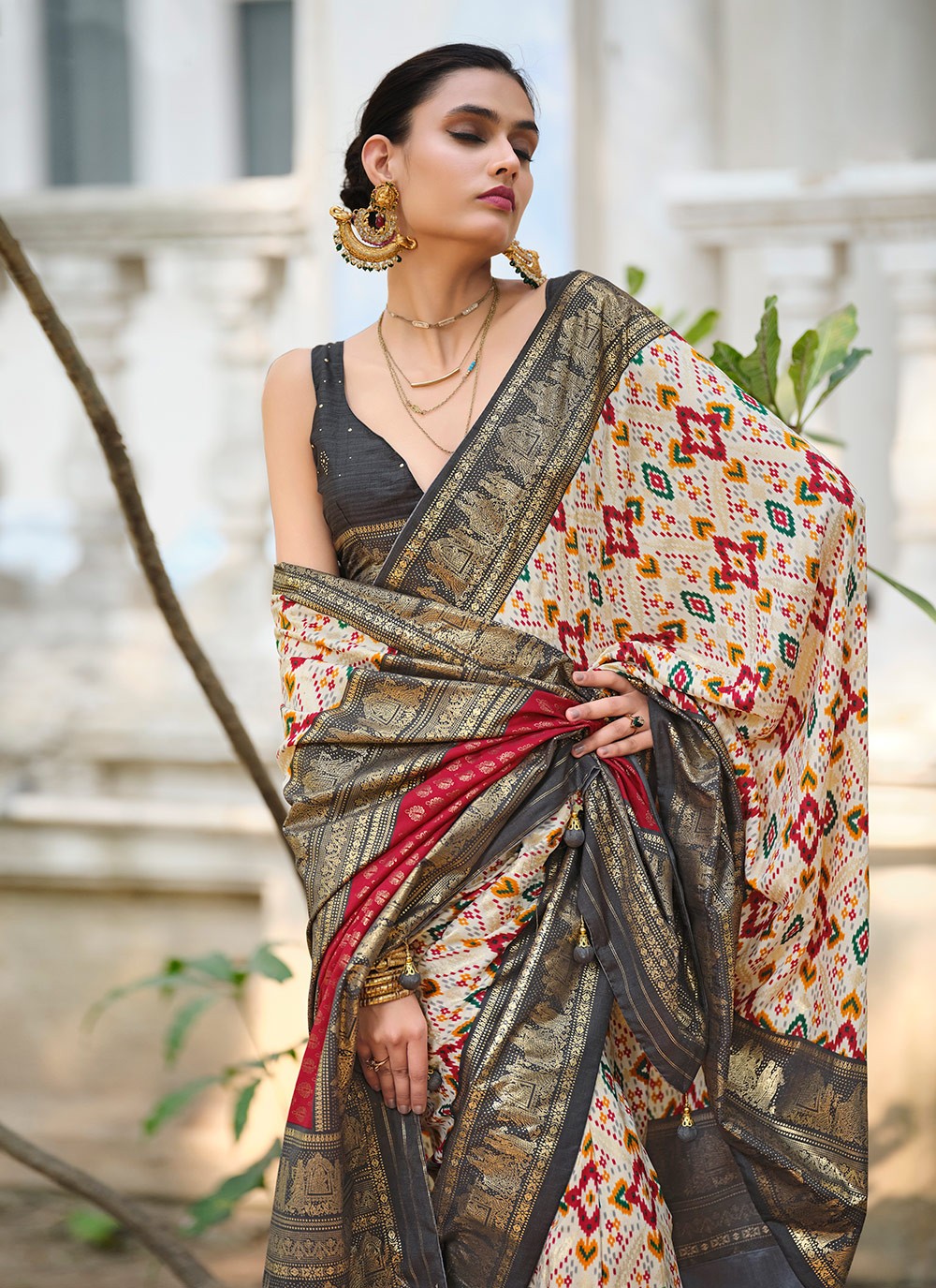 Classic Printed Tussar Silk Saree - S8996