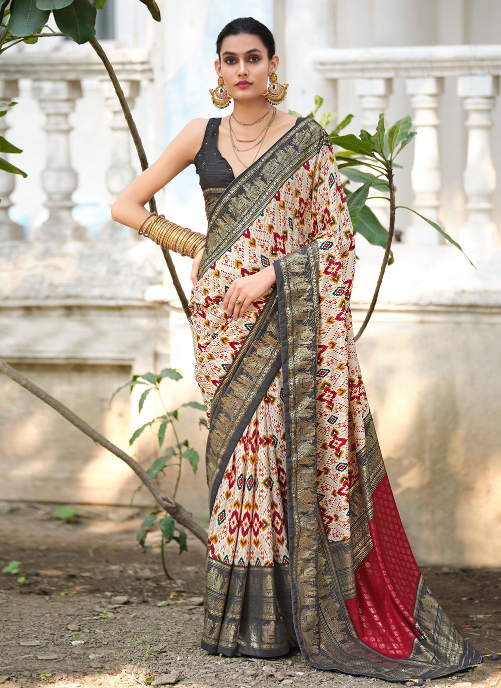 Classic Printed Tussar Silk Saree - S8996